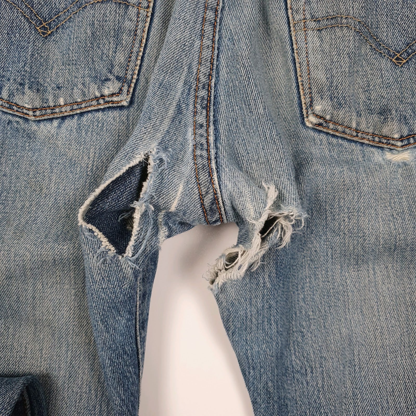 Mens Blue Levis   Jeans