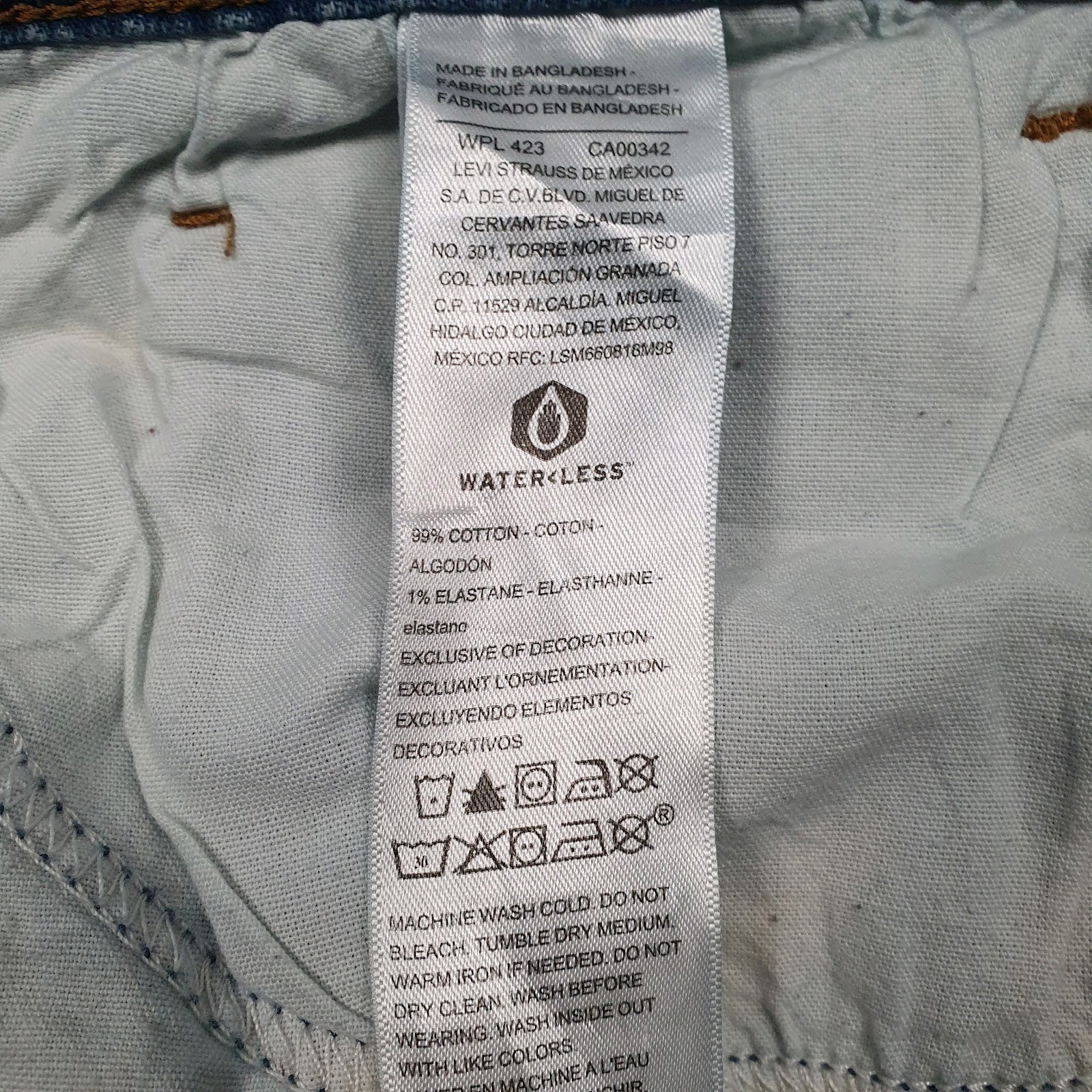 Mens Blue Levis Athletic  Jeans