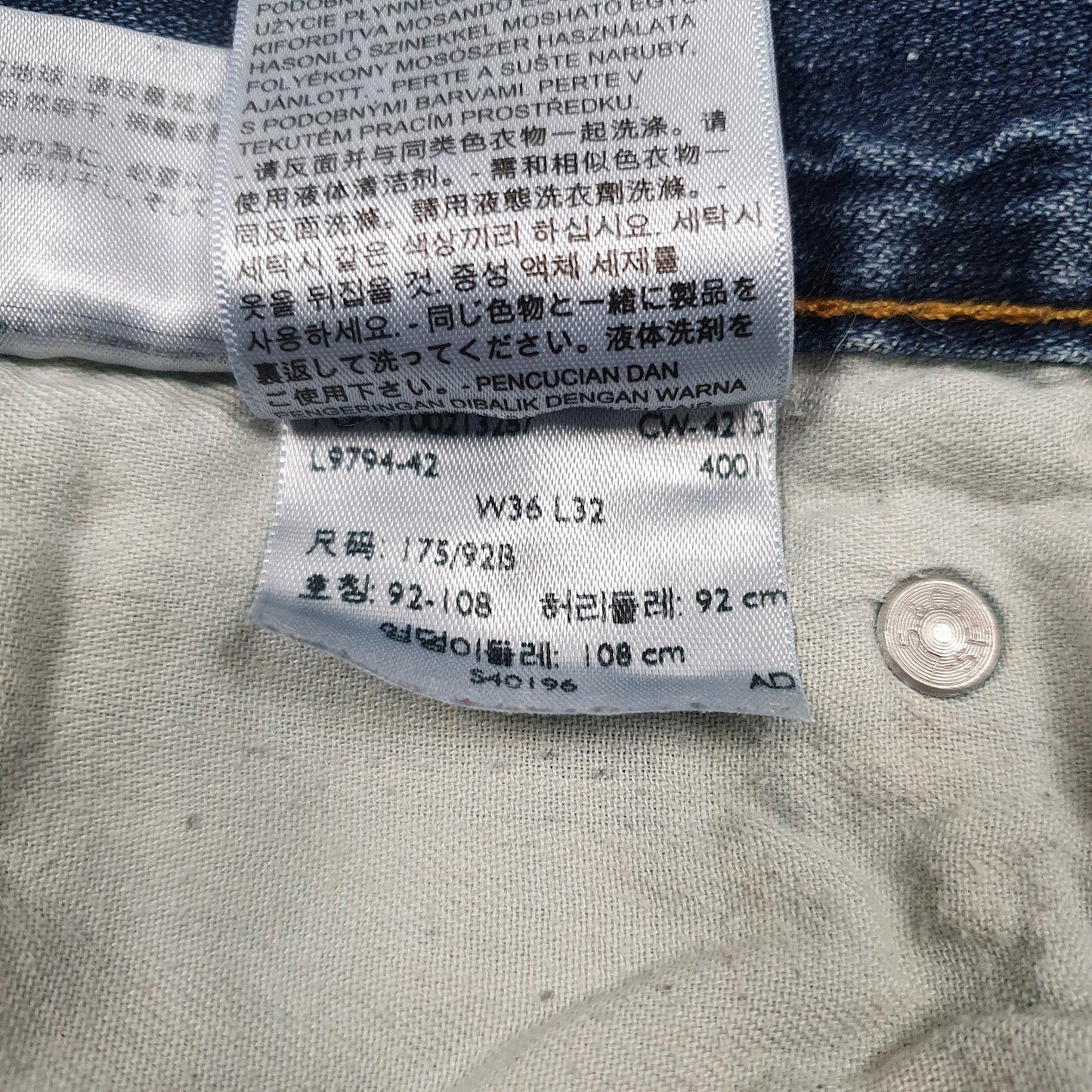 Mens Blue Levis Distressed  Jeans