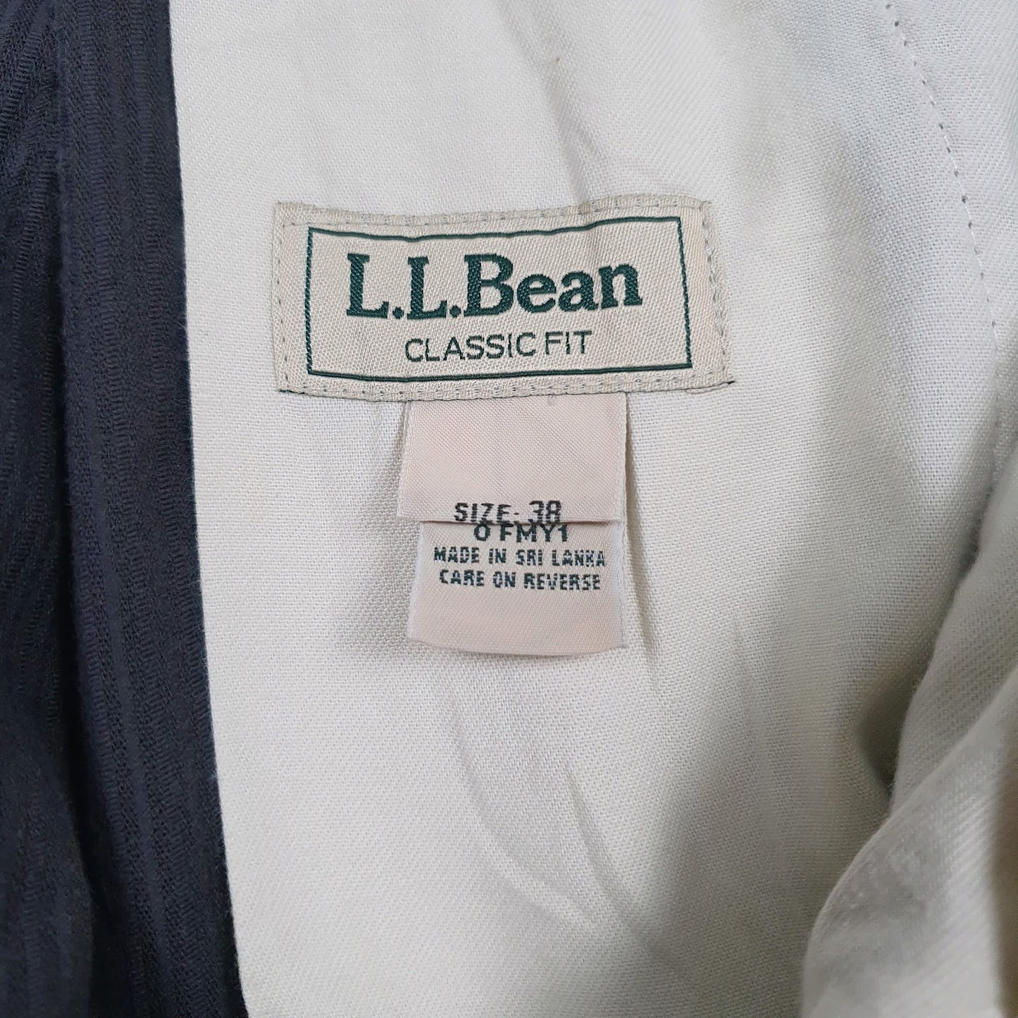Mens Black L.L. Bean Pleated Classic  Trousers