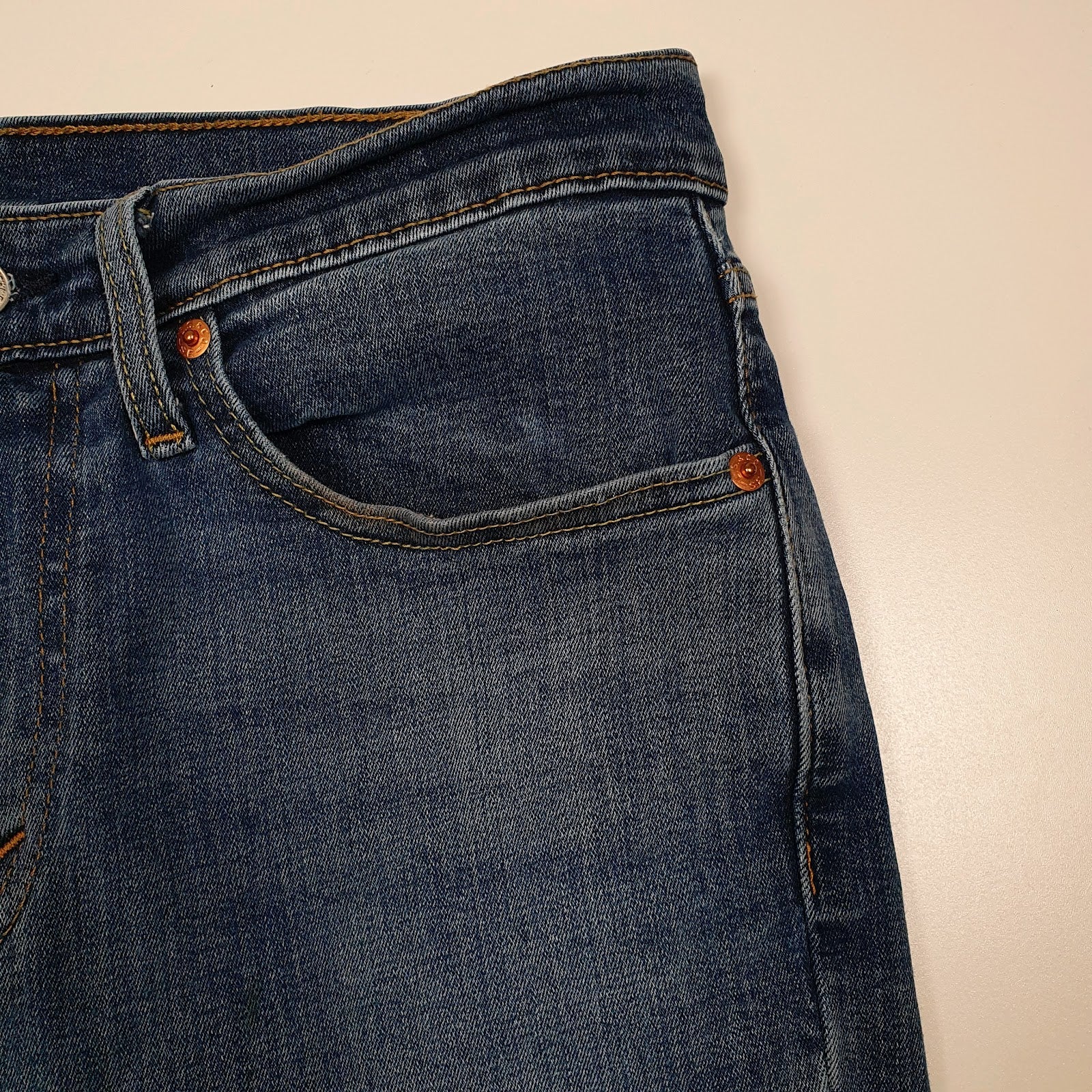 Mens Blue Levis   Jeans