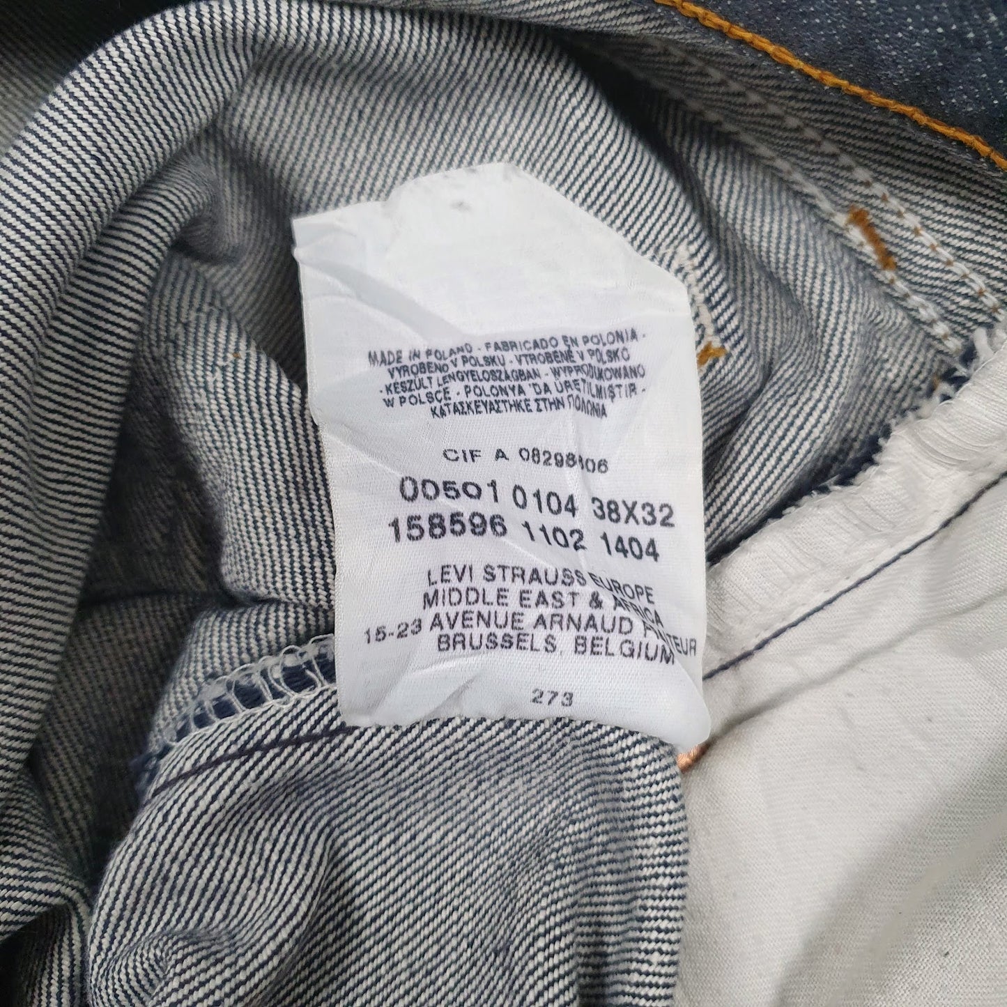 Mens Blue Levis Vintage 00s  Jeans