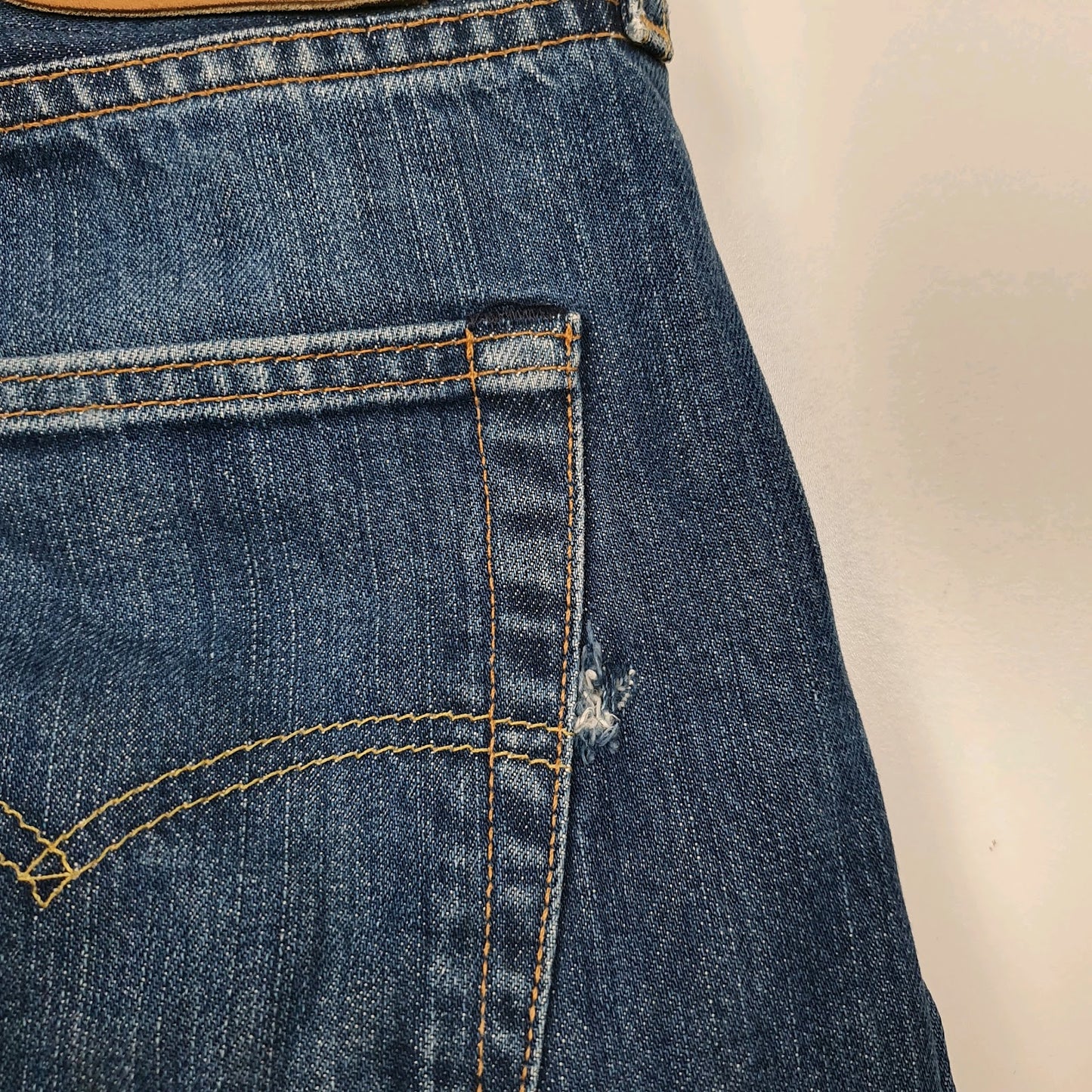 Mens Blue Levis   Jeans