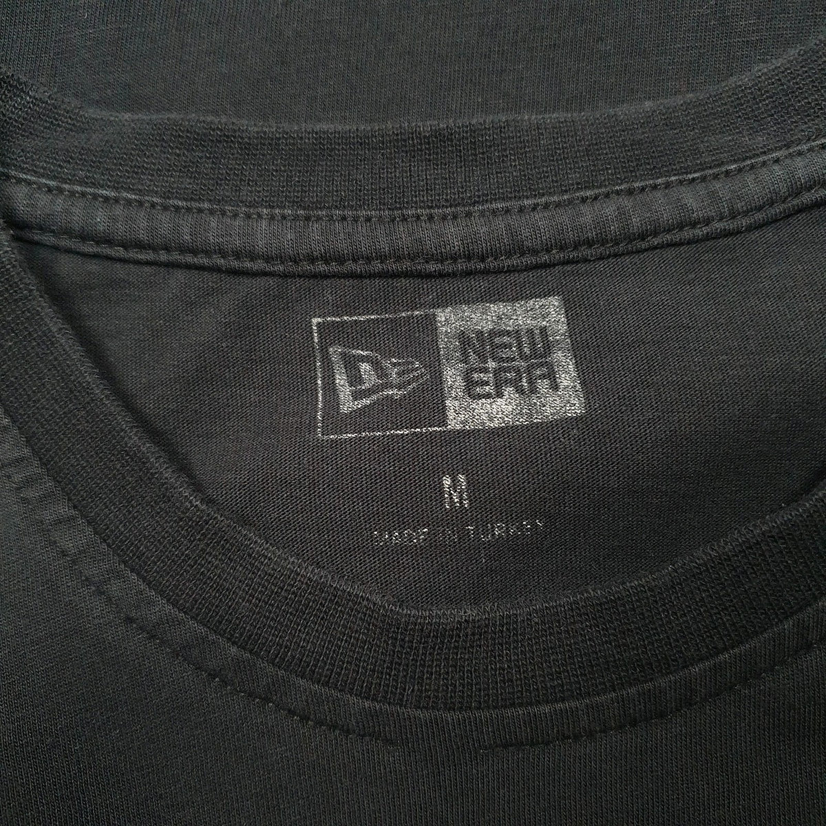 Mens Black New Era   T Shirt