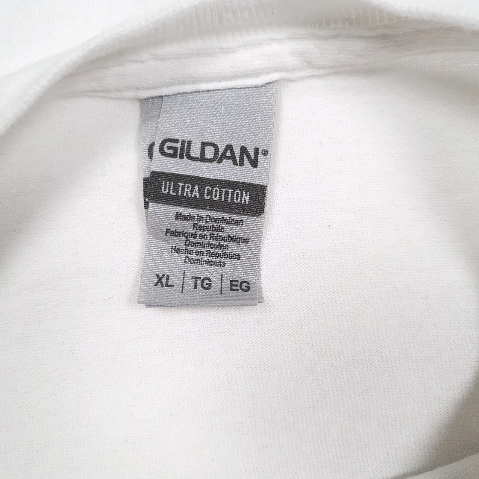 Mens White Gildan Tullahoma Basketball  T Shirt
