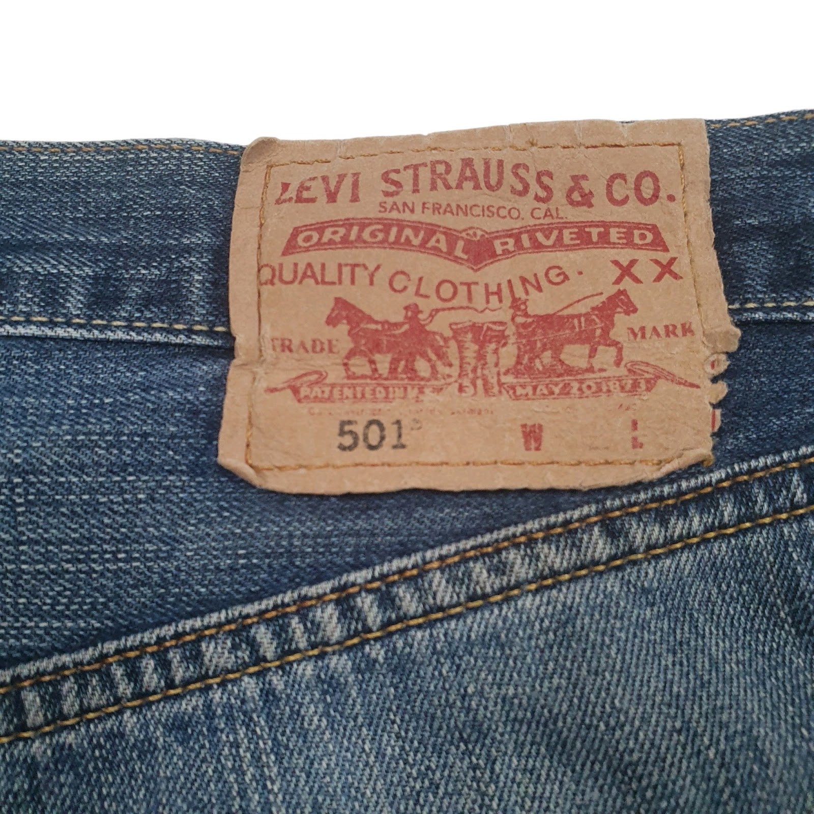 Mens Blue Levis Distressed  Jeans