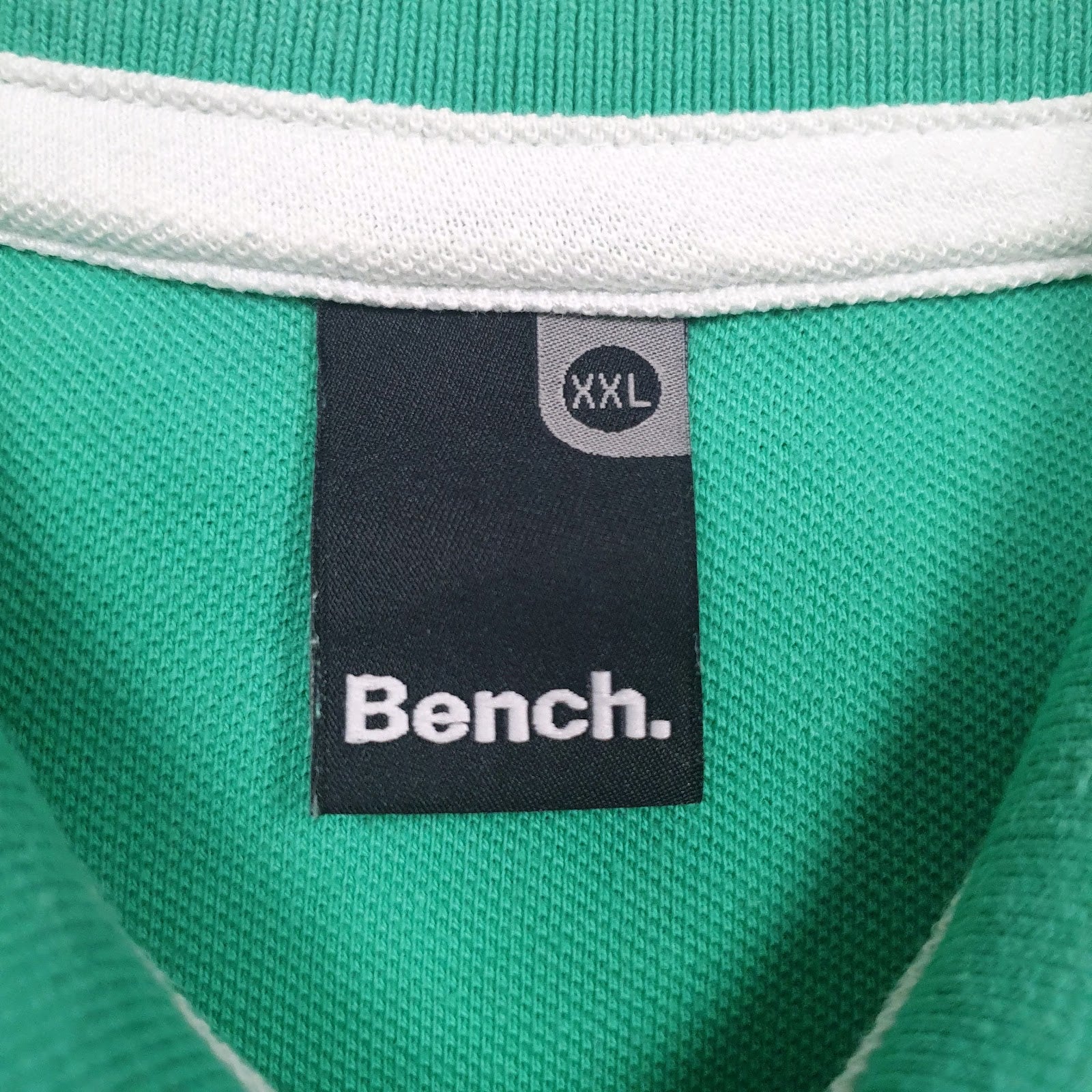Mens Green Bench   T Shirt