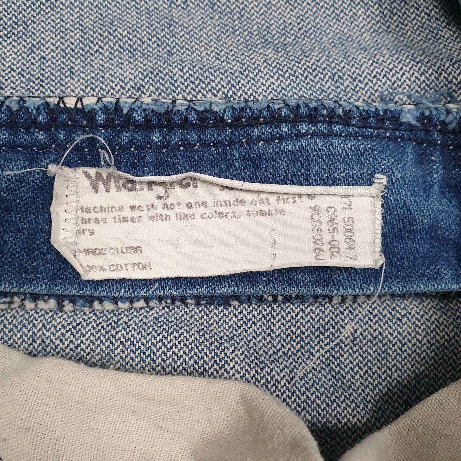 Mens Blue Wrangler Vintage 90s Made In USA  Jeans