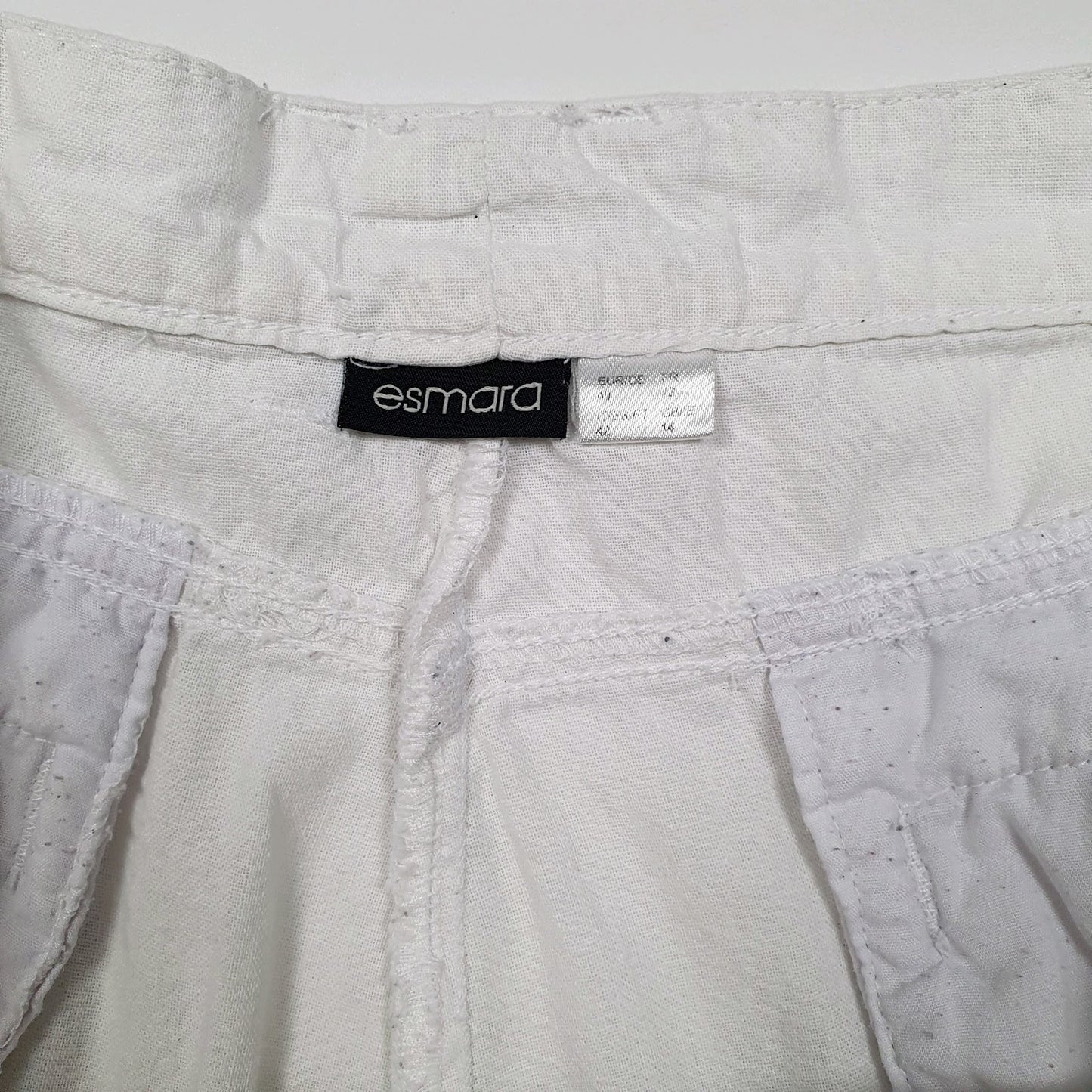 Womens White Esmara   Shorts