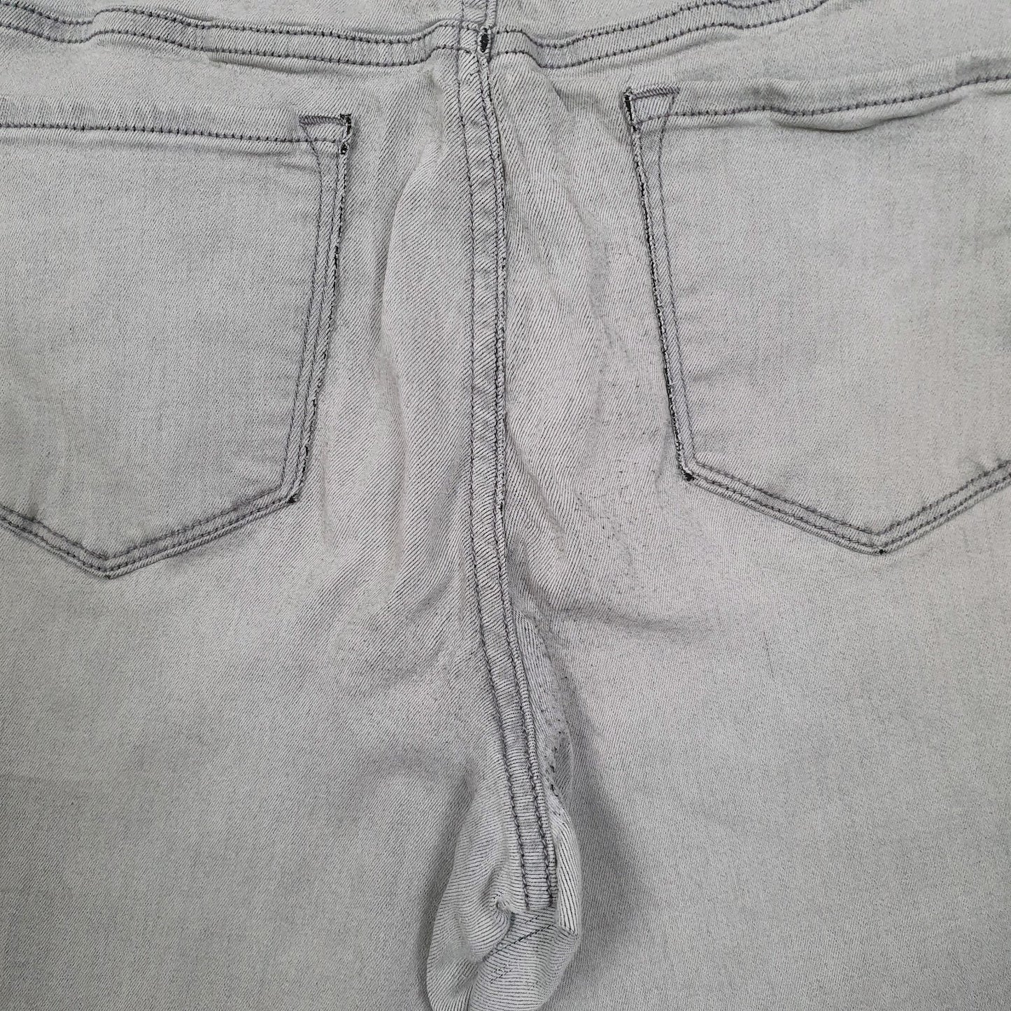 Womens Grey Old Navy Cut Off Capri  Jeans