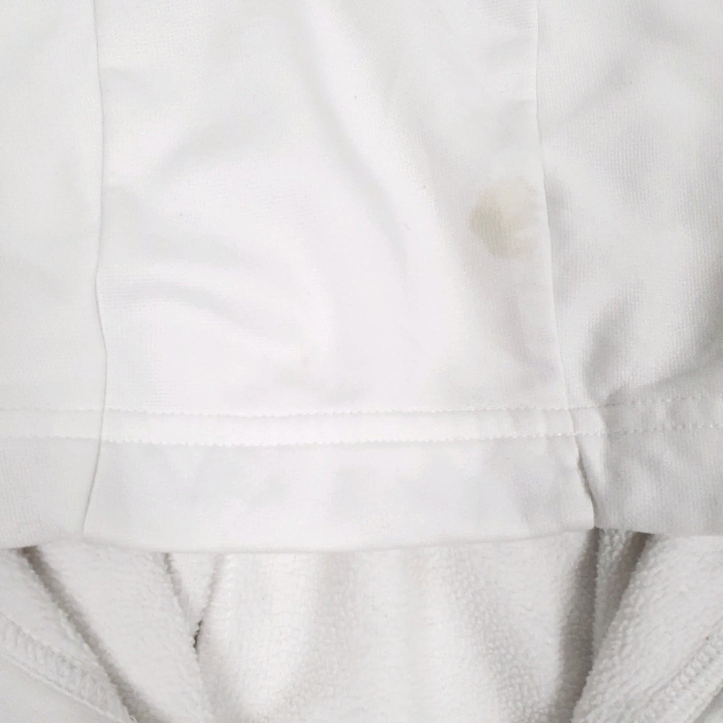 Mens White Nike Therma-Fit Hoodie Jumper