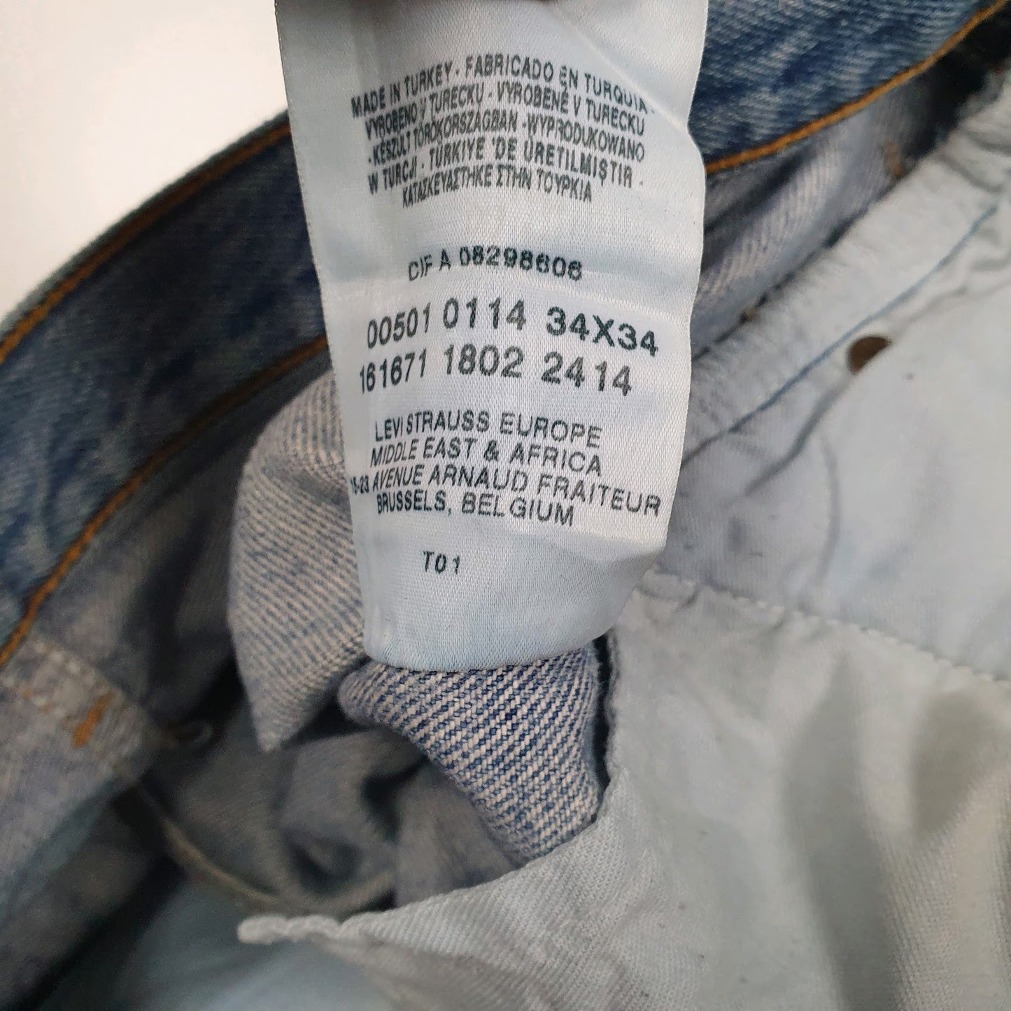 Mens Blue Levis Vintage 2000s  Jeans