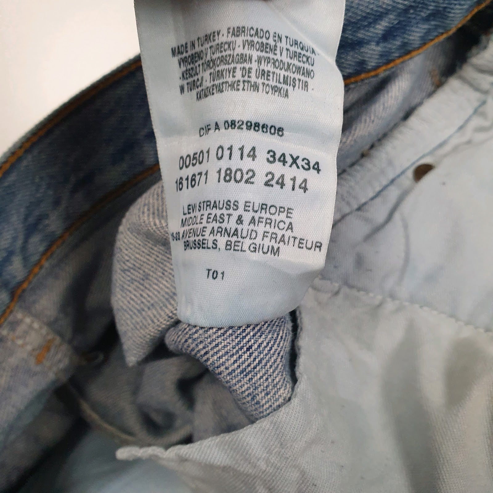 Mens Blue Levis Vintage 2000s  Jeans
