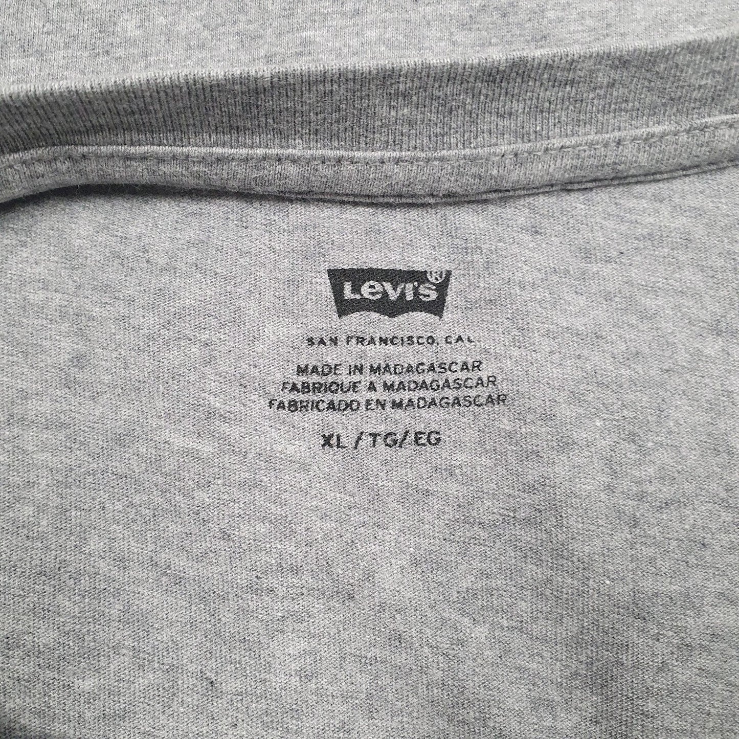 Mens Grey Levis   T Shirt