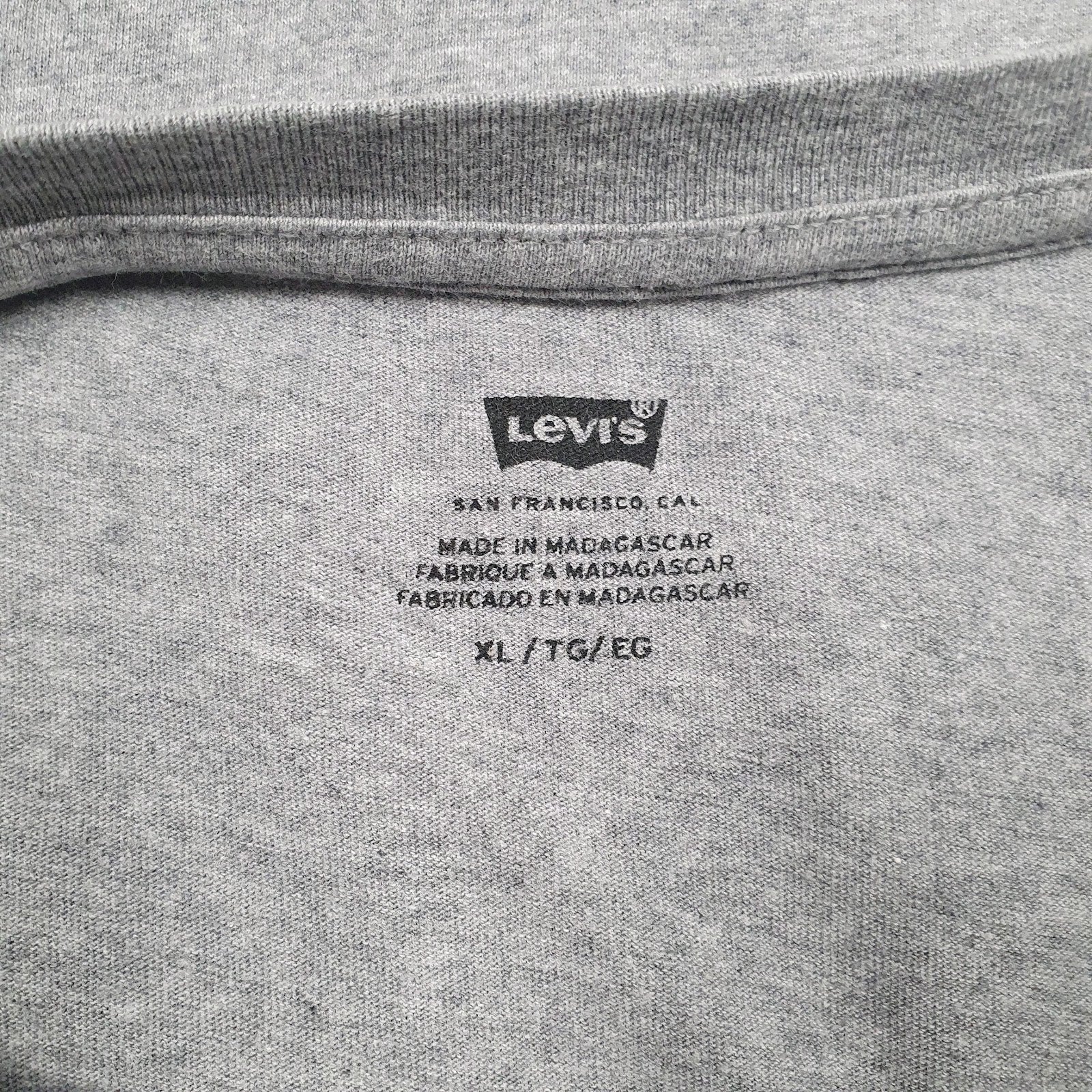 Mens Grey Levis   T Shirt