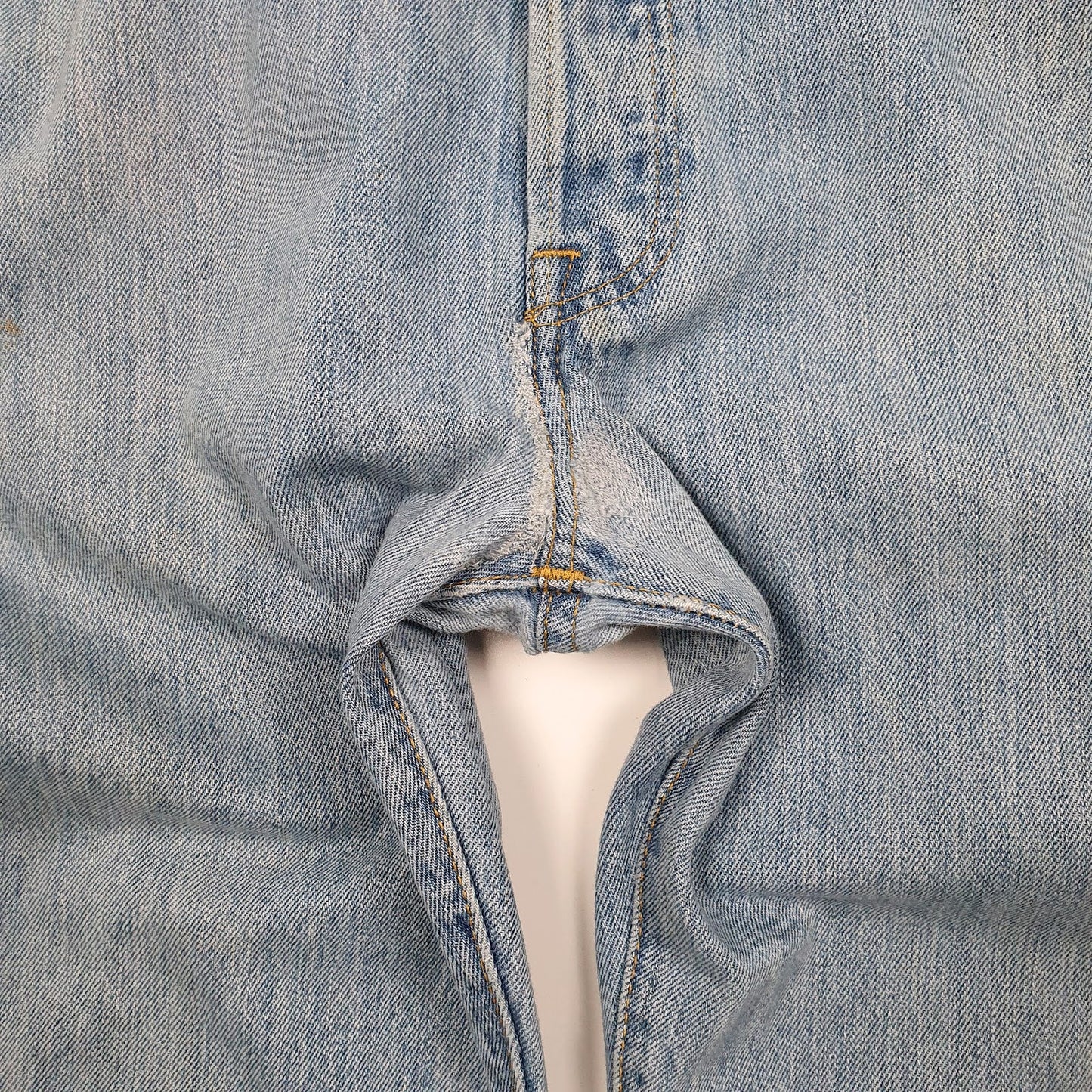 Mens Blue Levis   Jeans