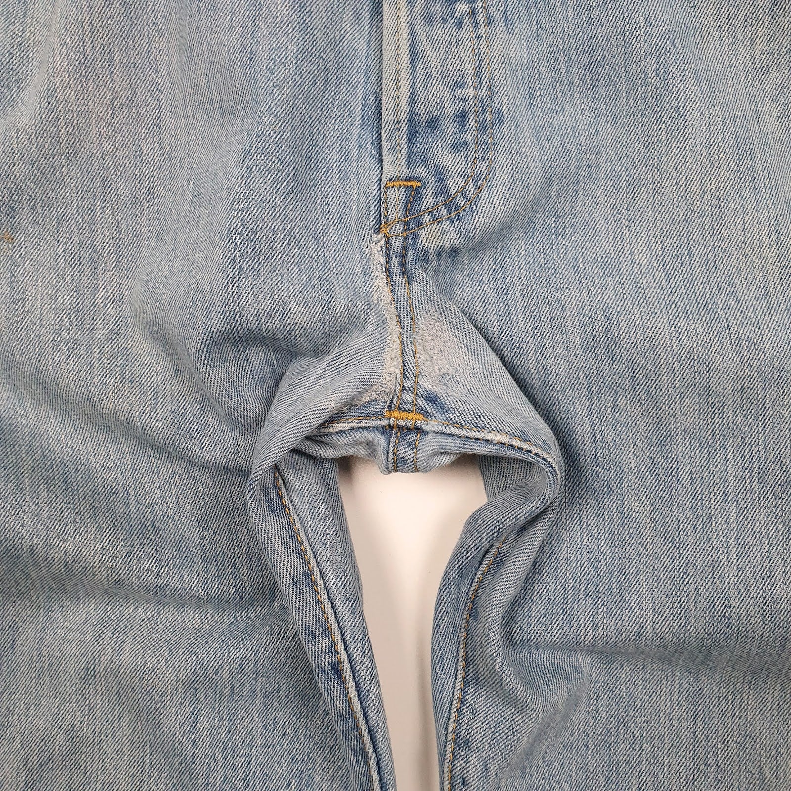 Mens Blue Levis   Jeans