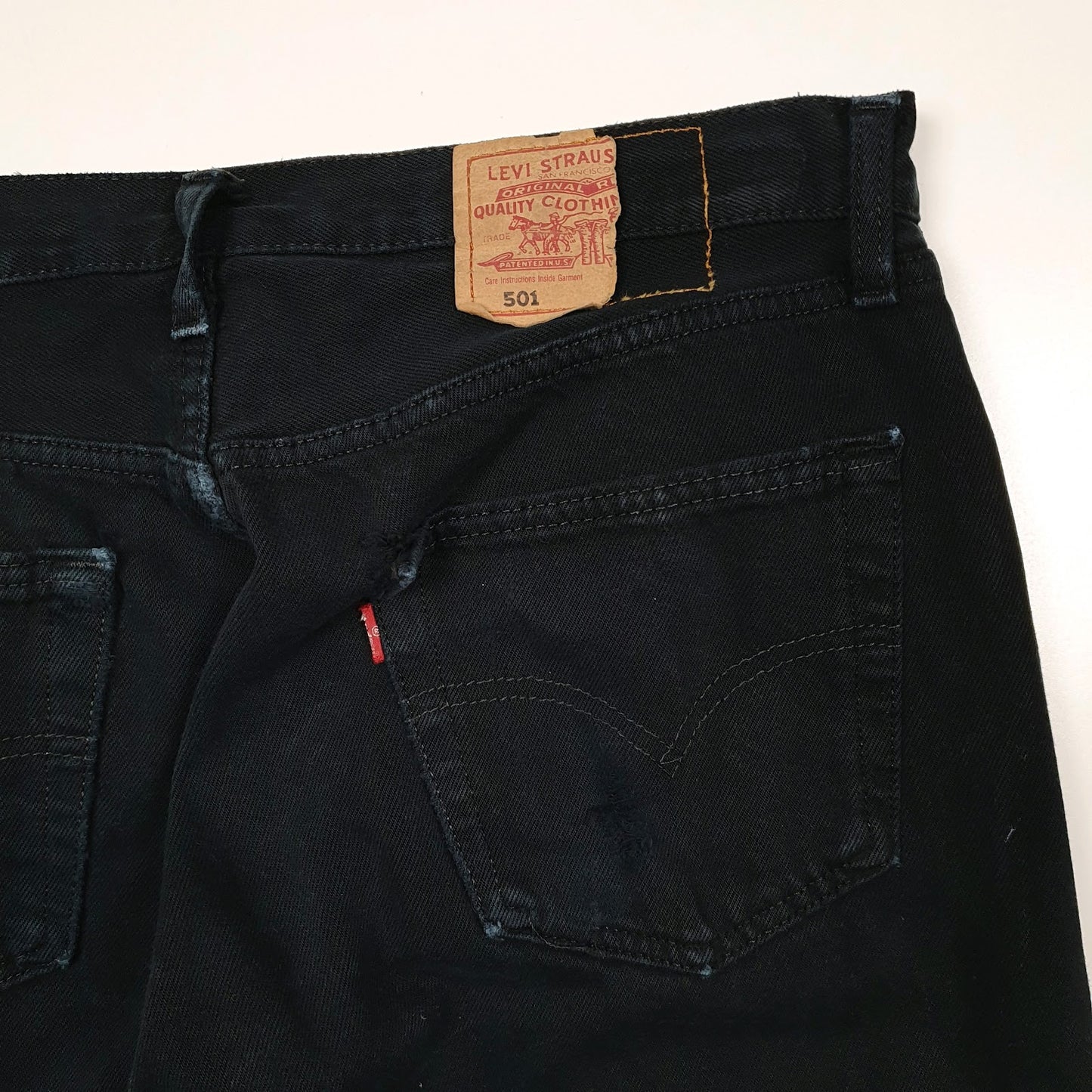 Mens Black Levis Vintage 2000s Crewneck Jeans