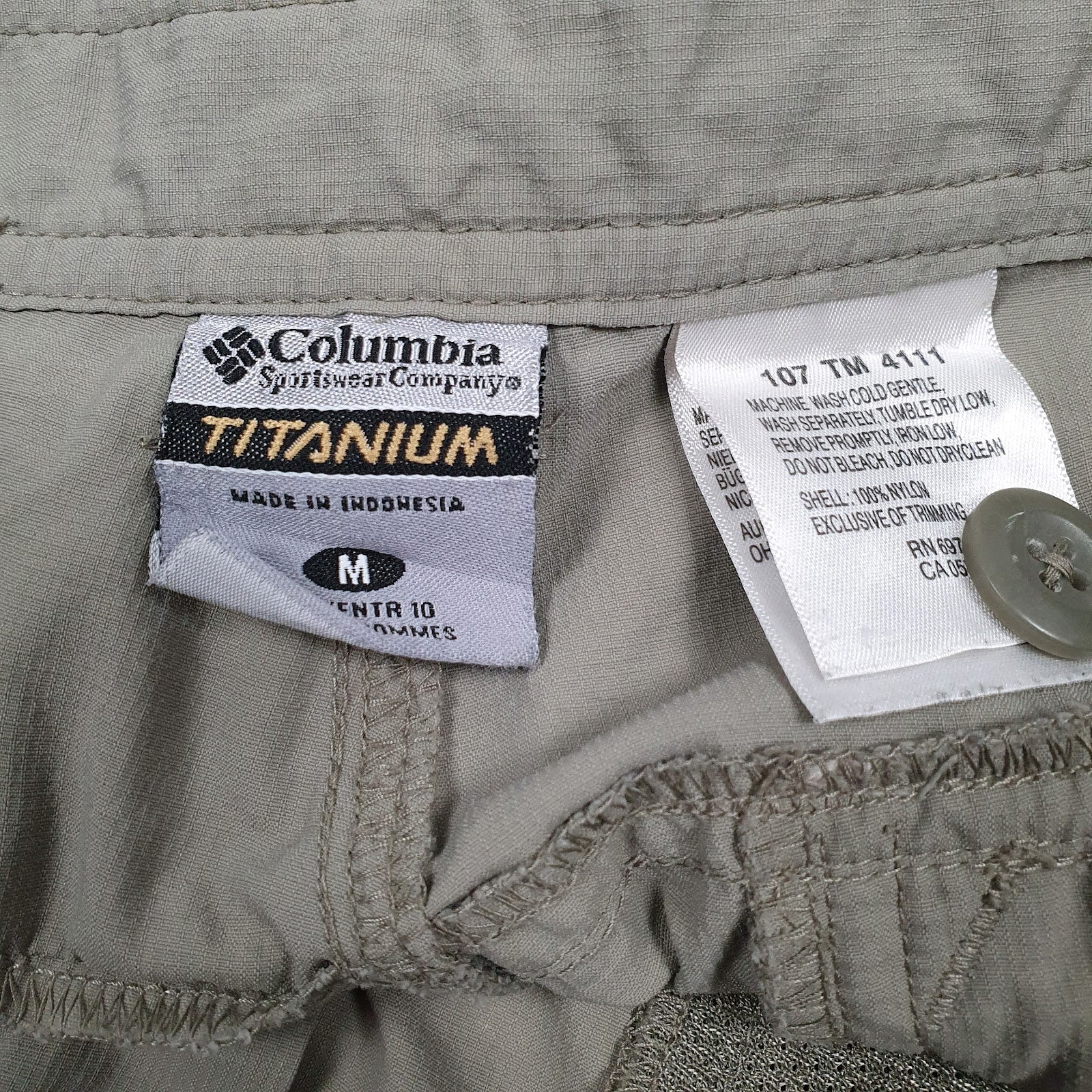 Mens Green Columbia Sportswear Company Omni-Shield Hoodie Shorts