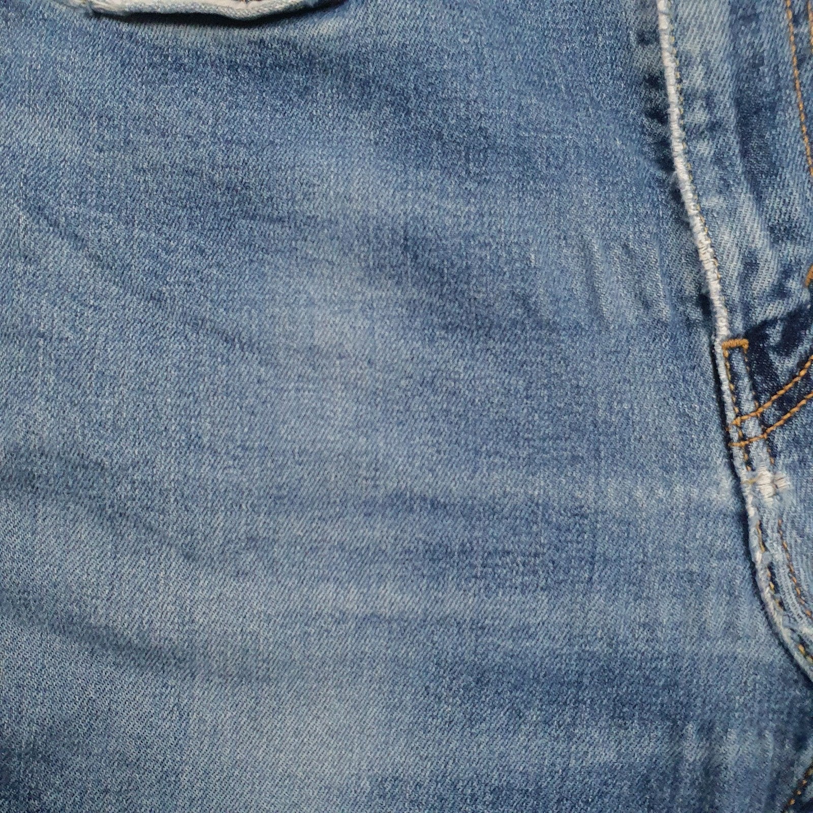 Mens Blue Levis Distressed  Jeans