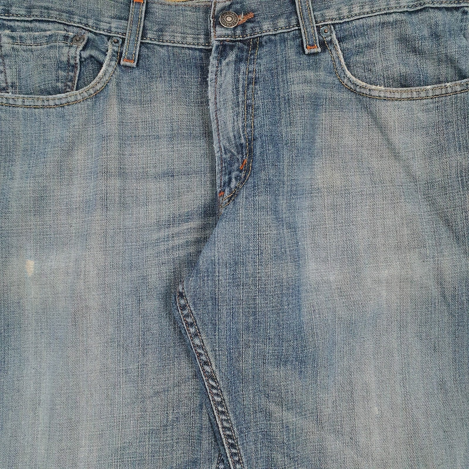 Mens Blue Levis Distressed  Jeans