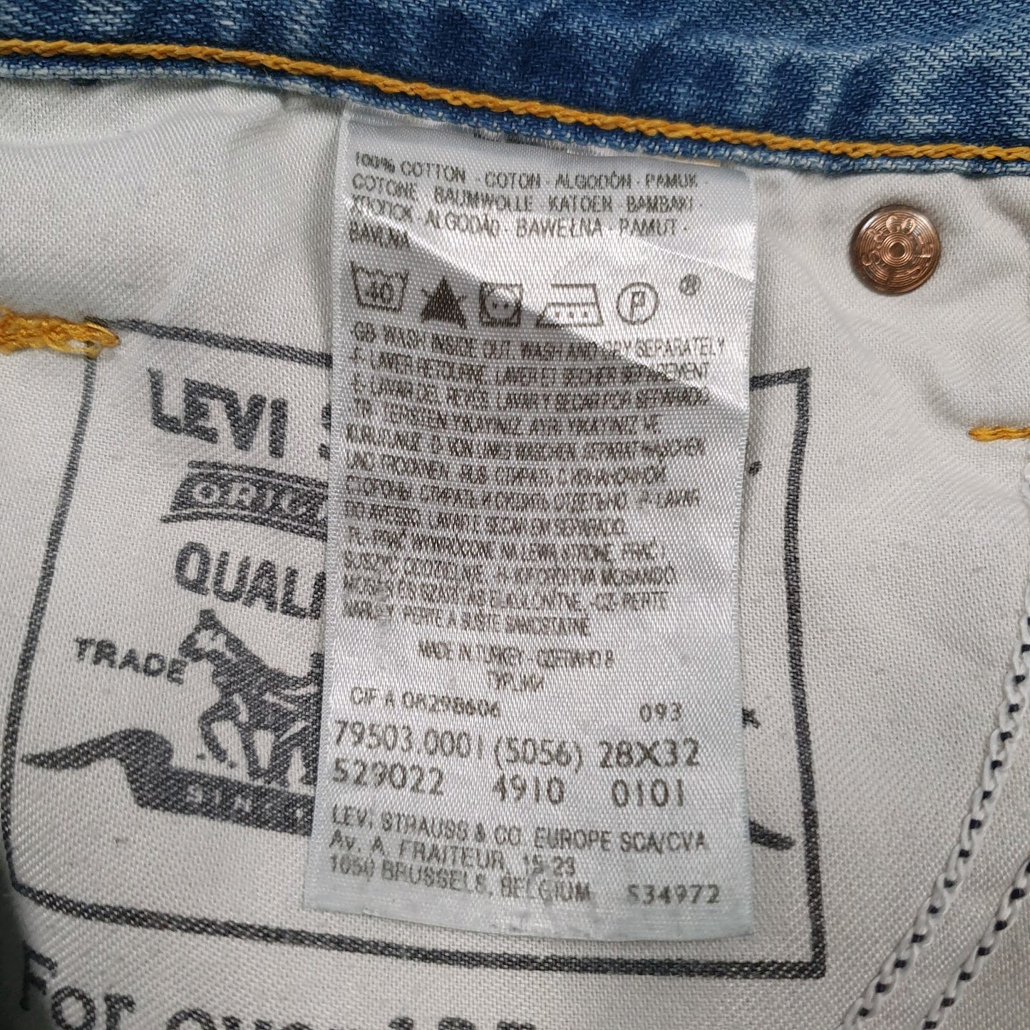 Mens Blue Levis   Jeans