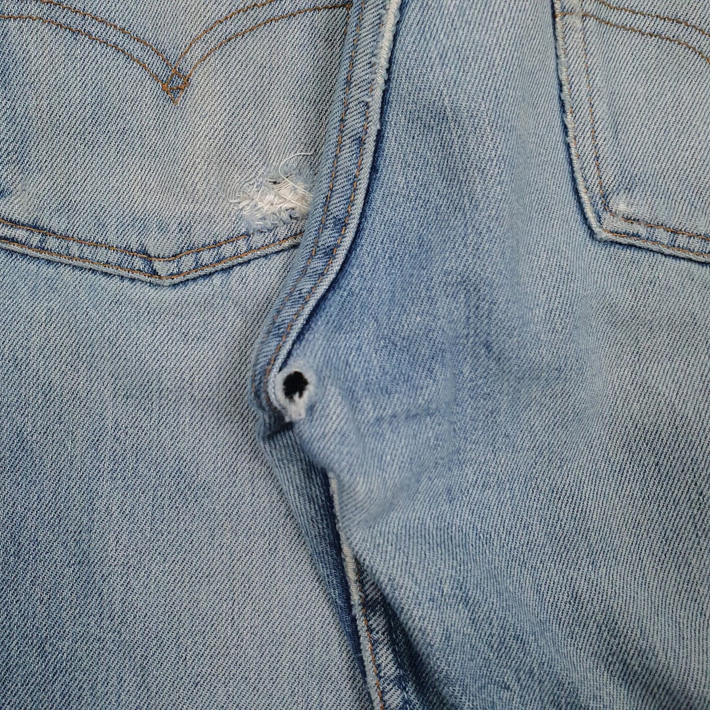 Mens Blue Levis Vintage 00s  Jeans