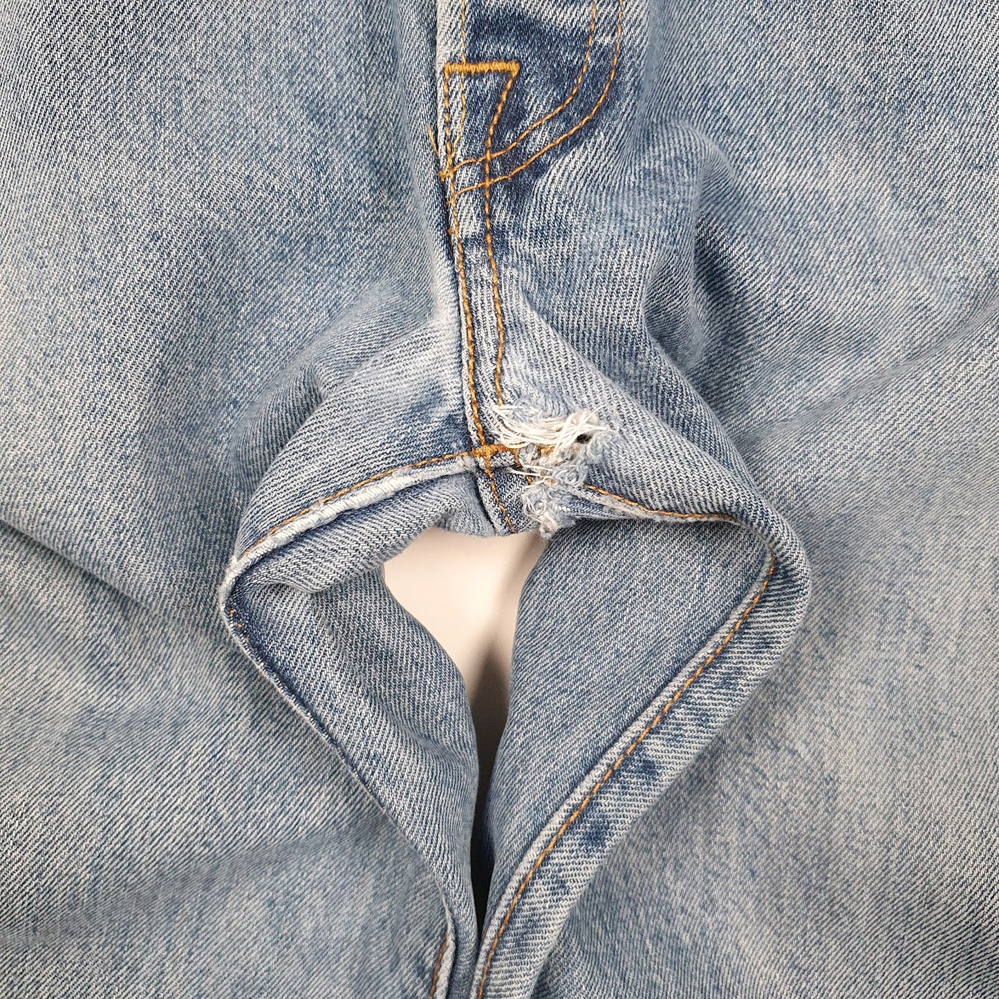 Mens Blue Levis   Jeans