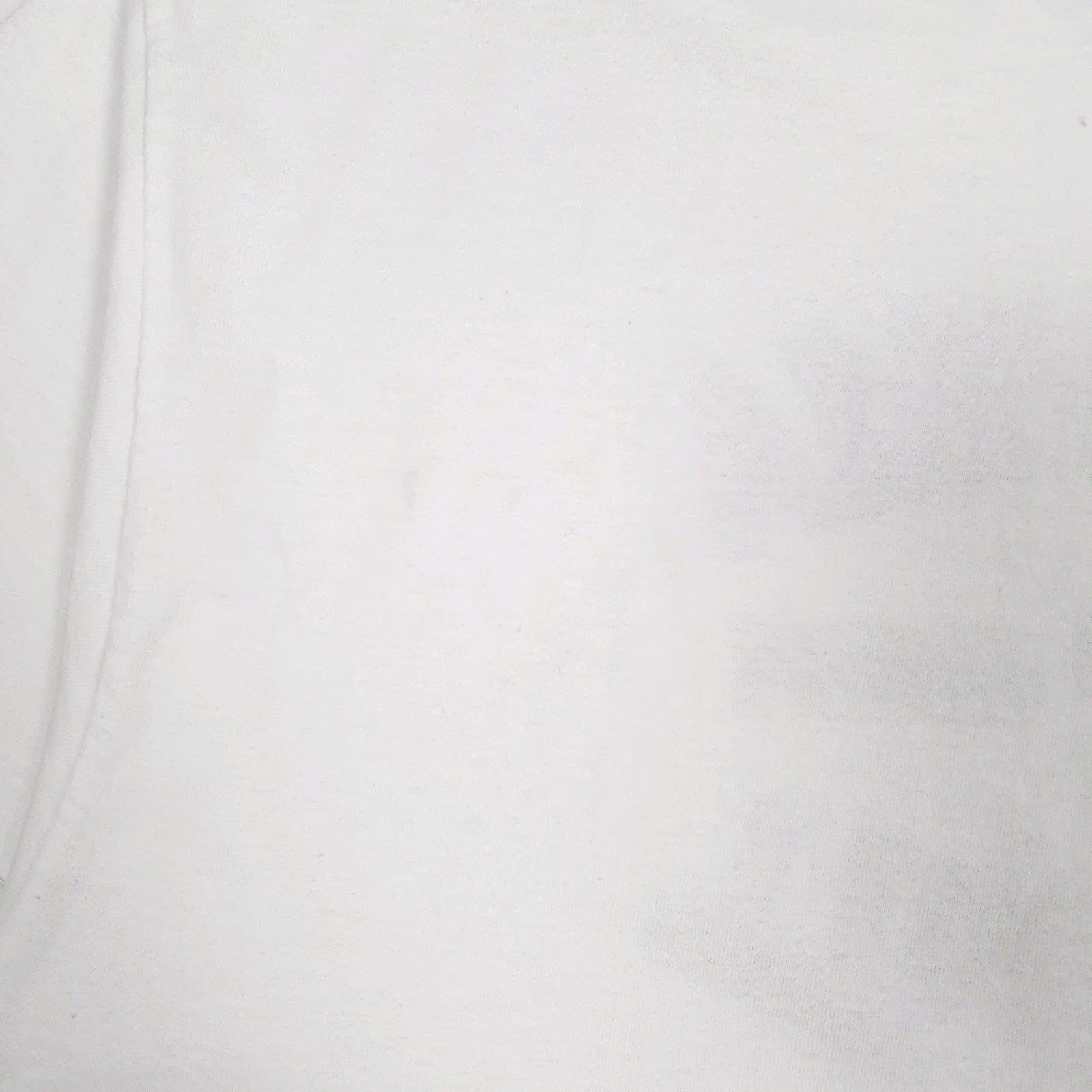 Mens White Gildan Tullahoma Basketball  T Shirt