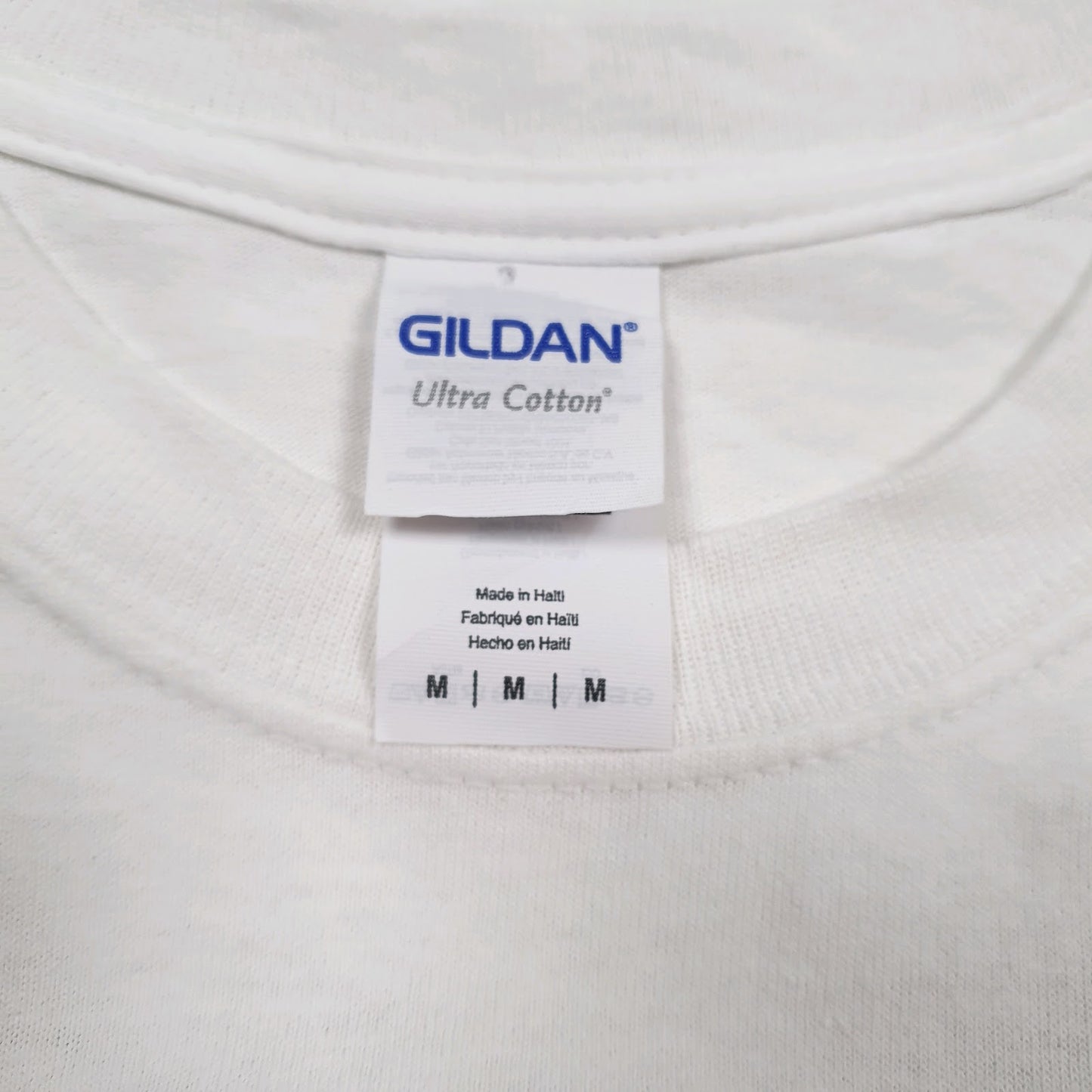 Mens White Gildan   T Shirt