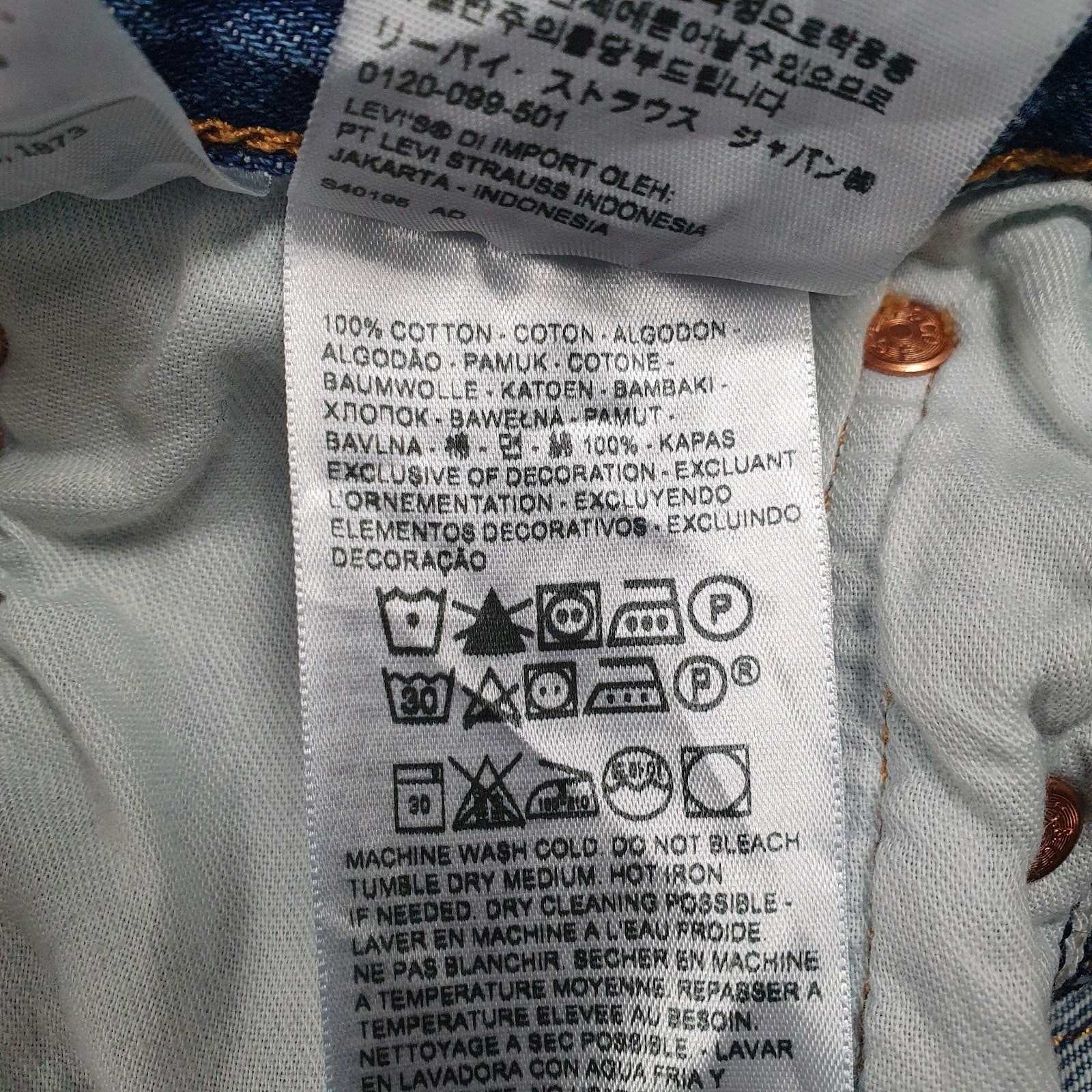 Mens Blue Levis Distressed  Jeans