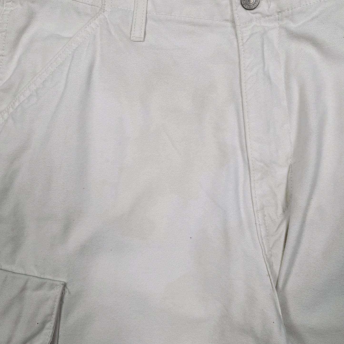 Mens White Levis  Turtle Neck Shorts