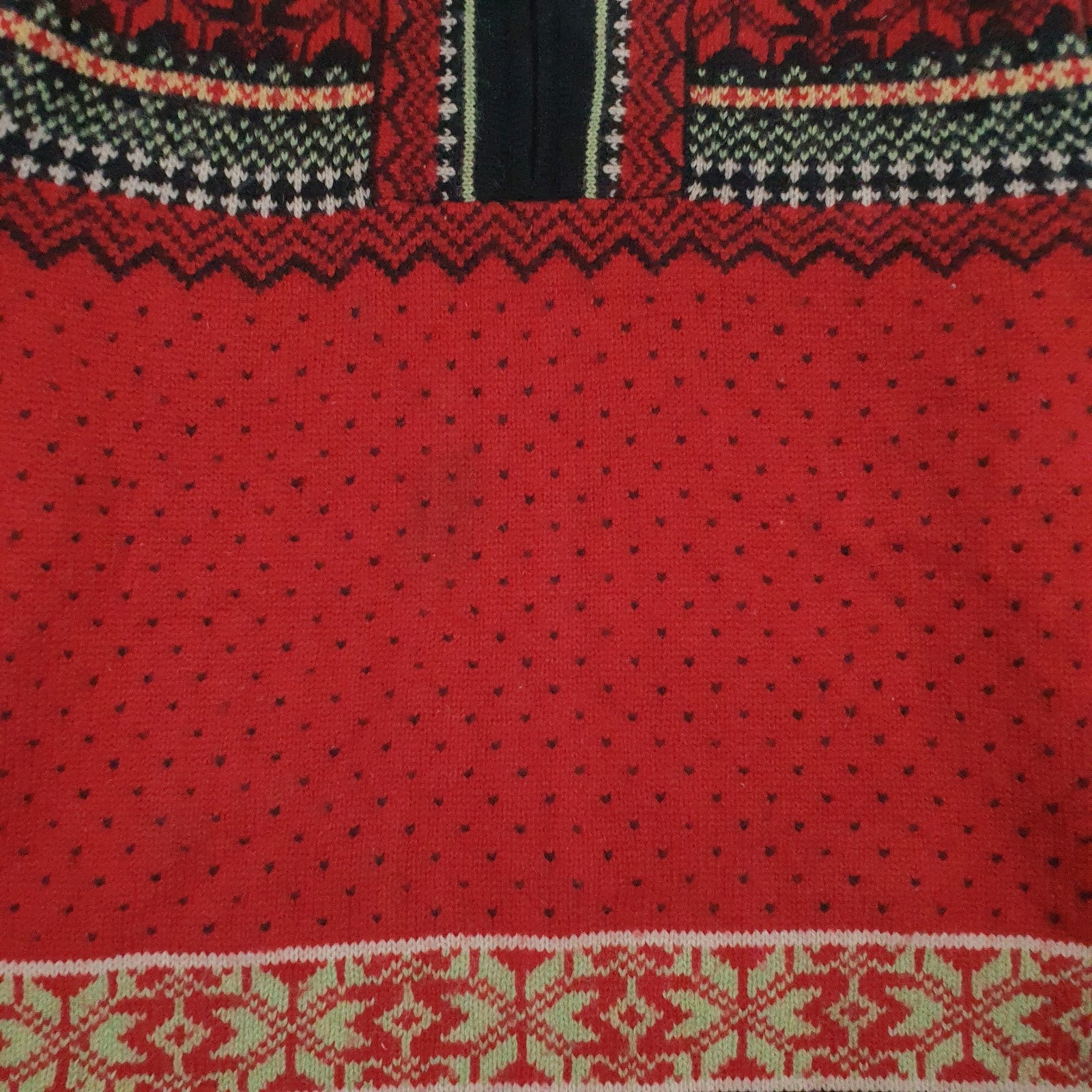 Womens Red Skyr Vintage Nordic Pattern Quarter Zip Jumper