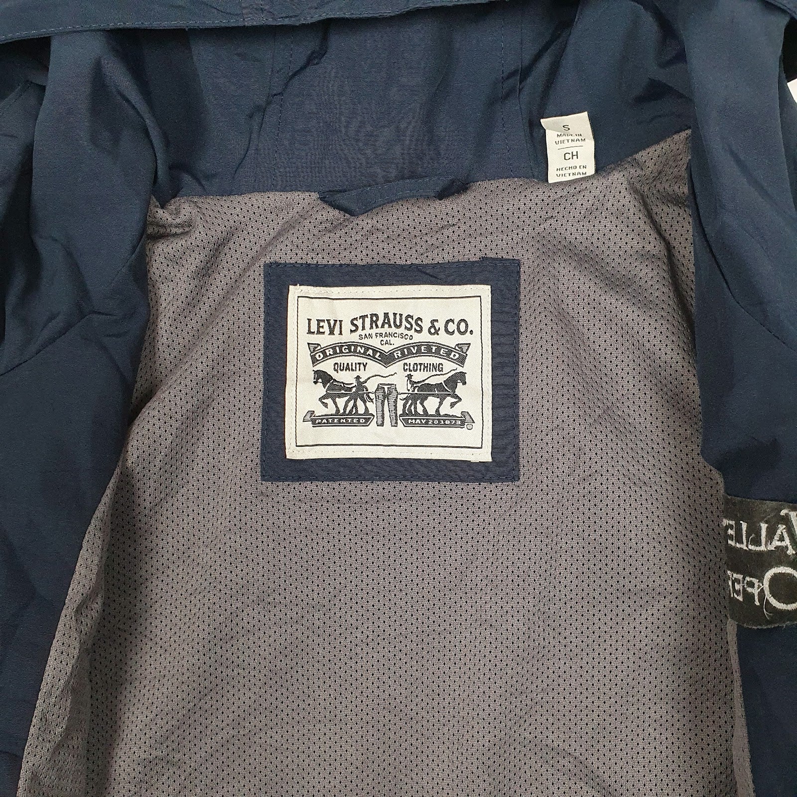 Mens Navy Levis Softshell  Coat