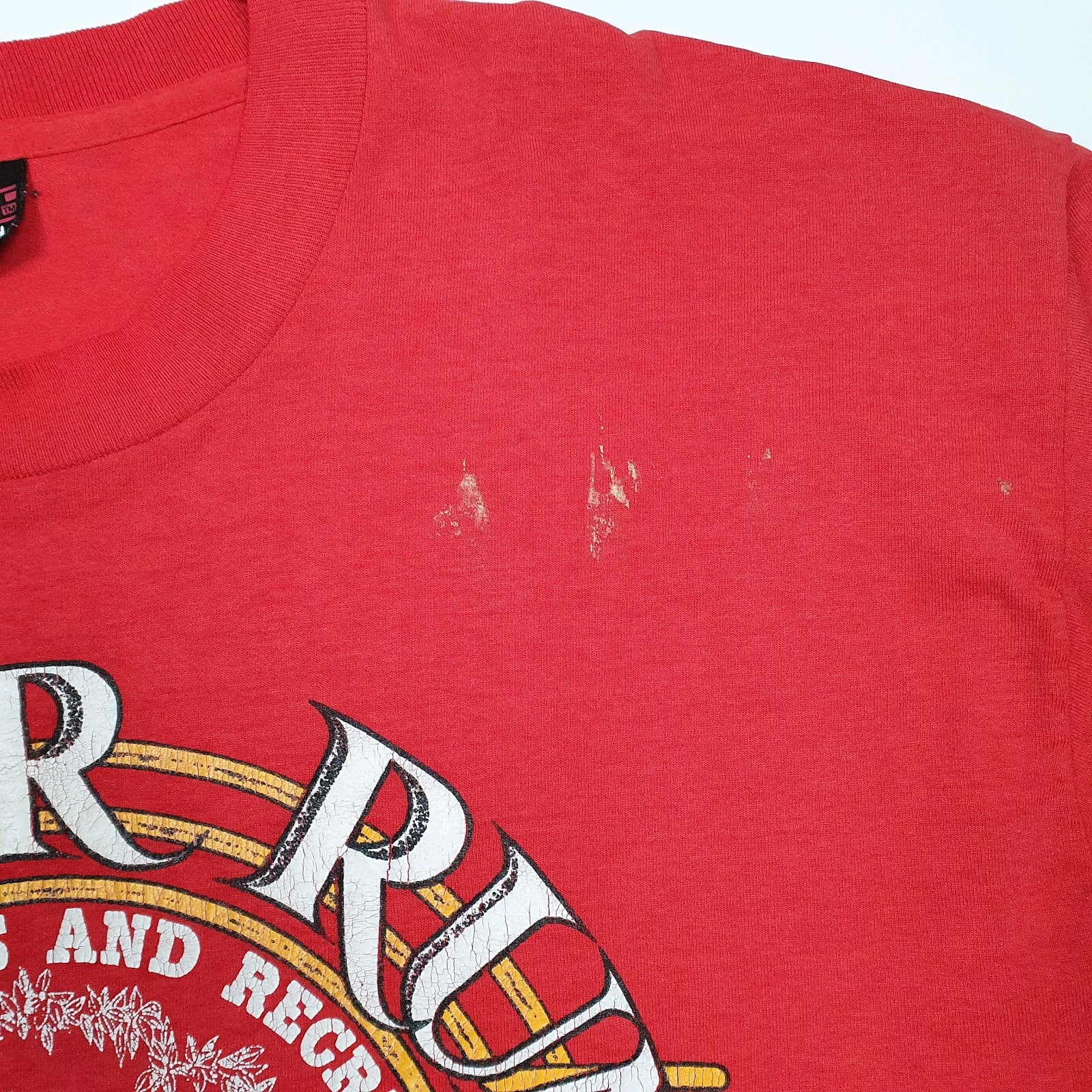 Mens Red Fruit Of The Loom Vintage 90s Single Stitch River Run  T Shirt