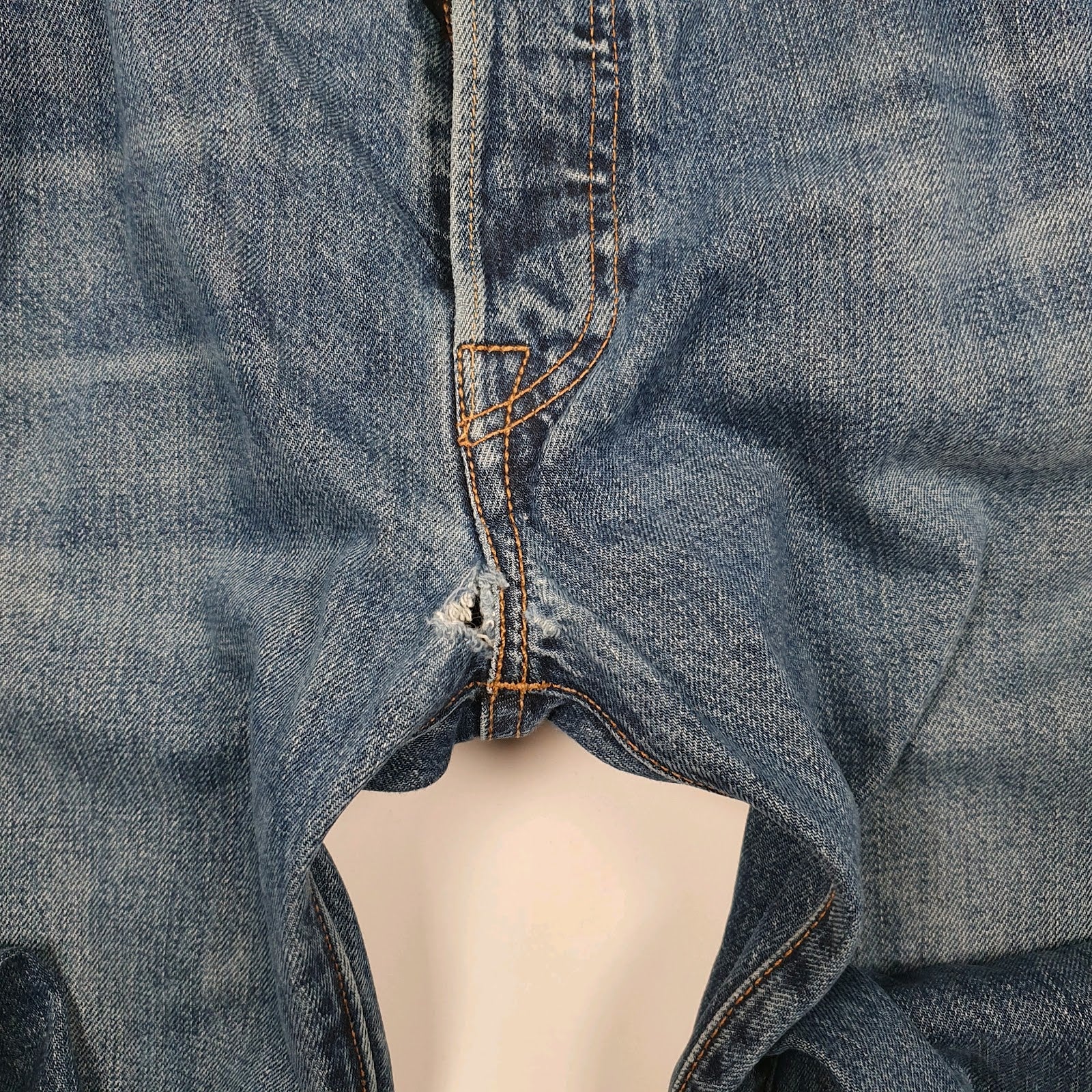 Mens Blue Levis   Jeans