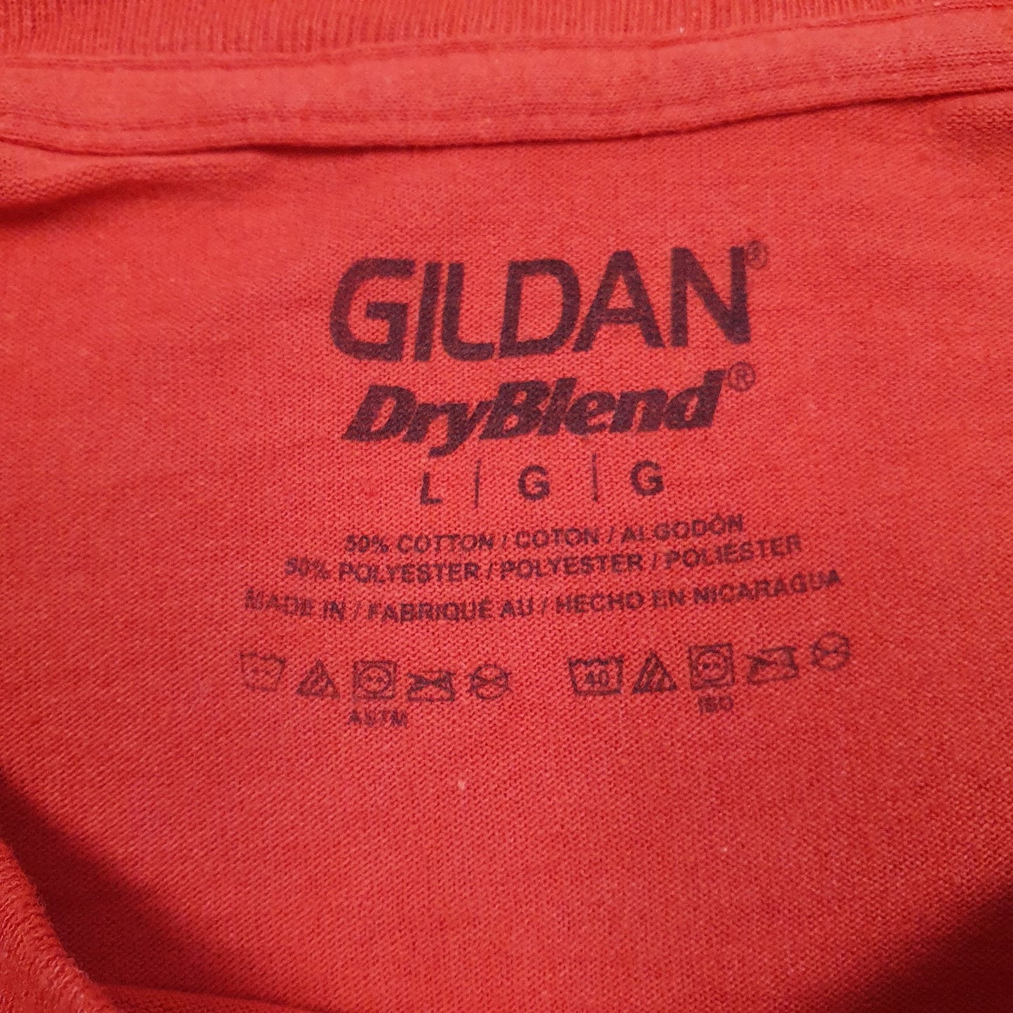 Mens Red Gildan Wisconsin  T Shirt
