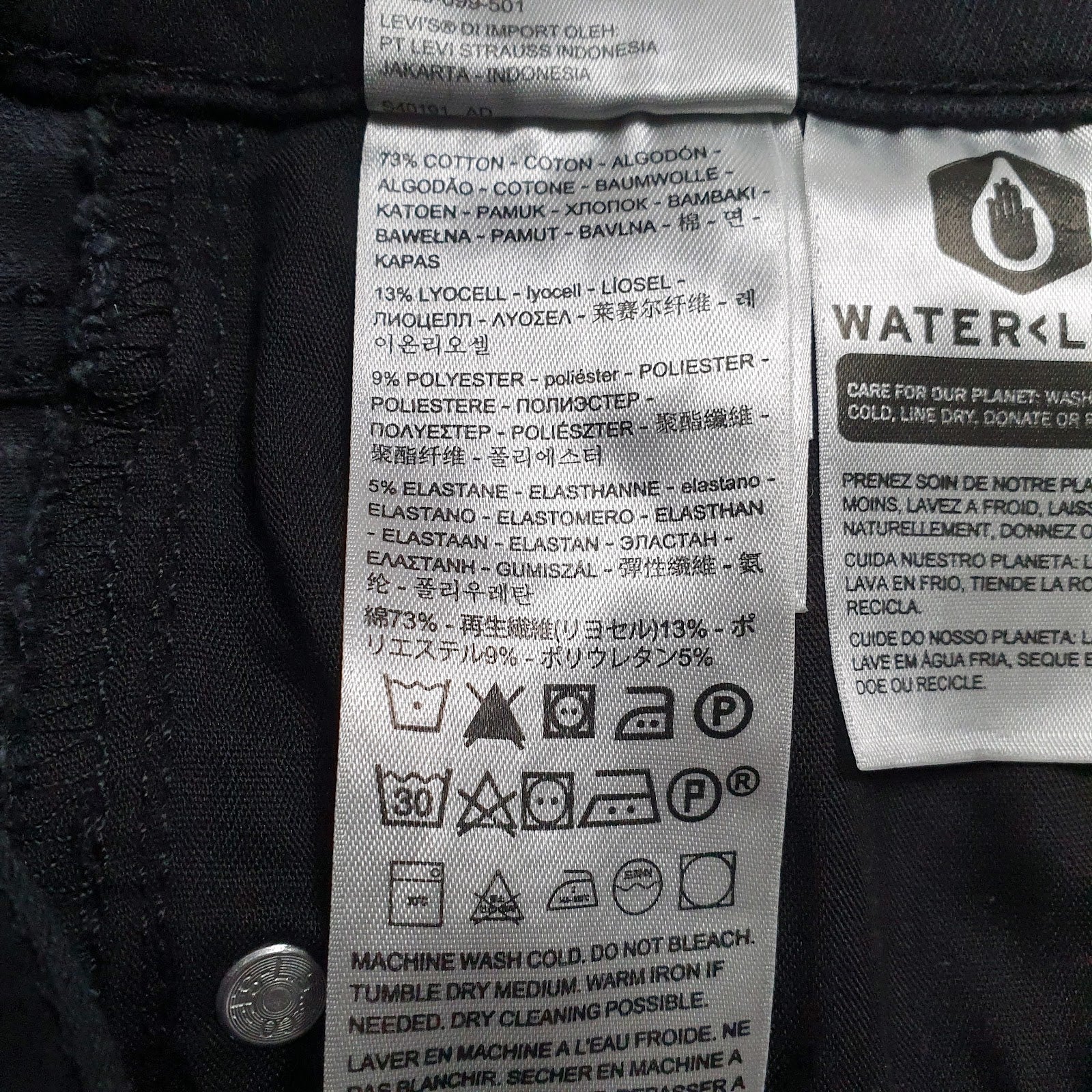 Womens Black Levis   Jeans
