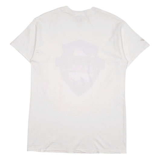 Mens White Gildan   T Shirt