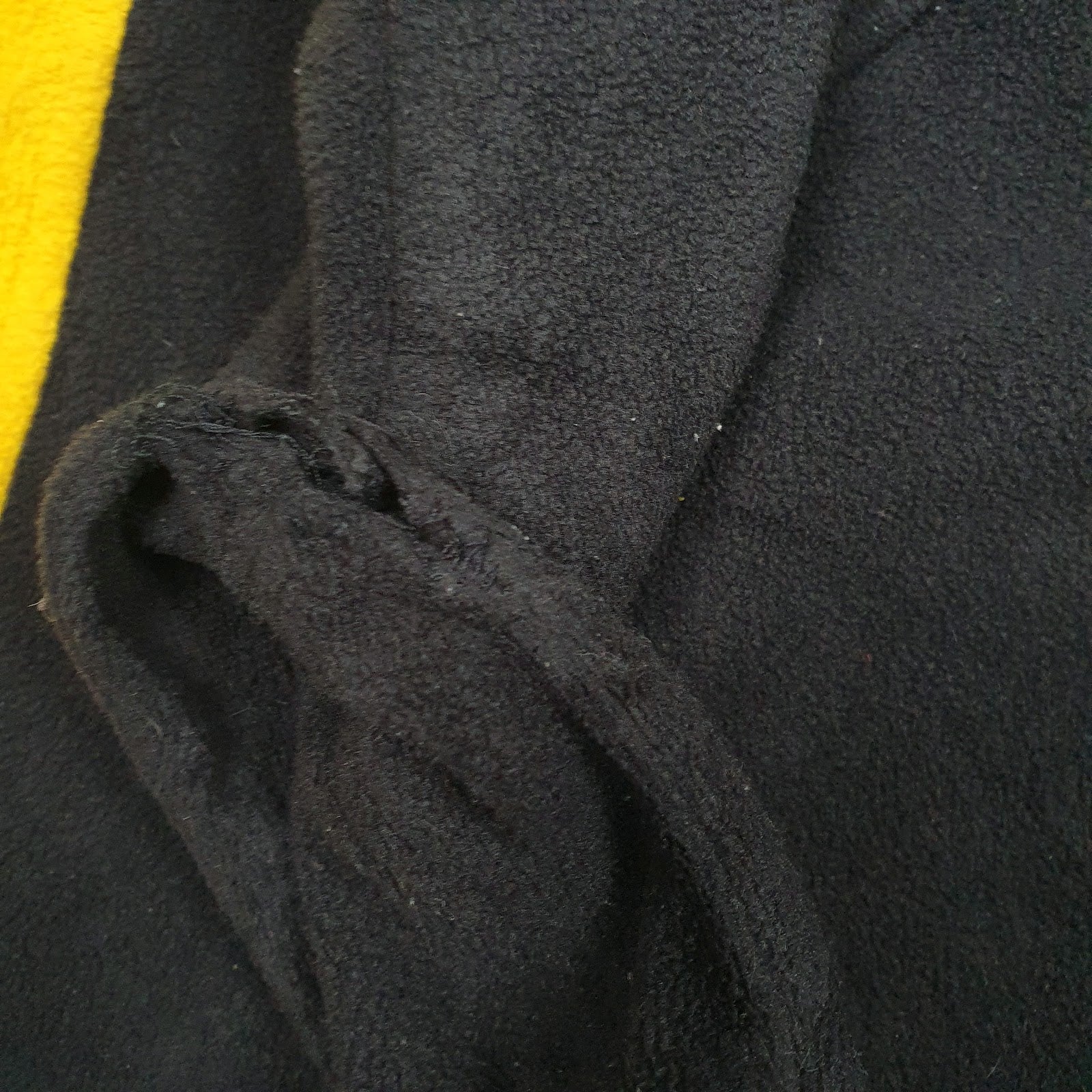 Mens Black Nike Vintage Teams Iowa Hawkeyes Quarter Zip Jumper