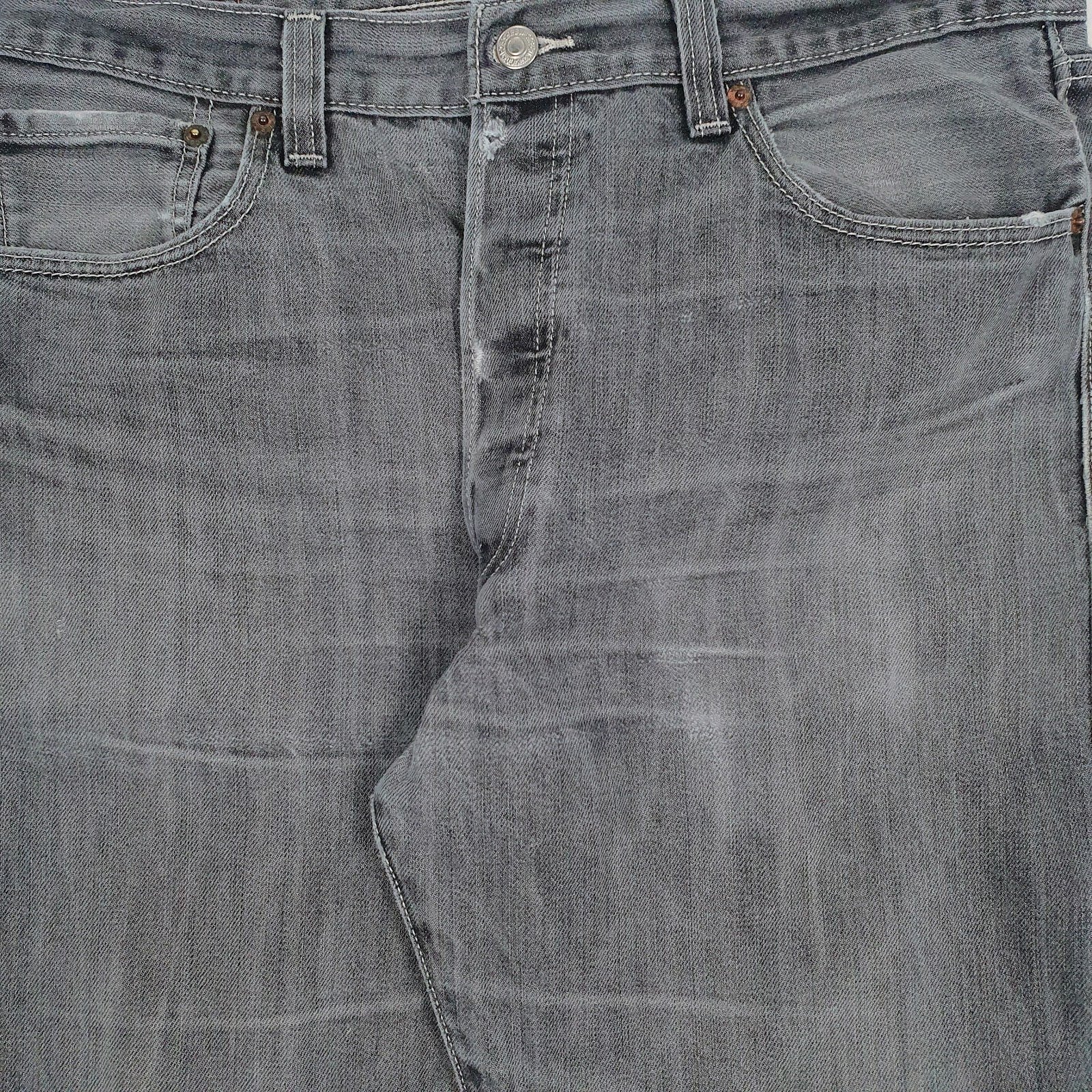 Mens Grey Levis   Jeans