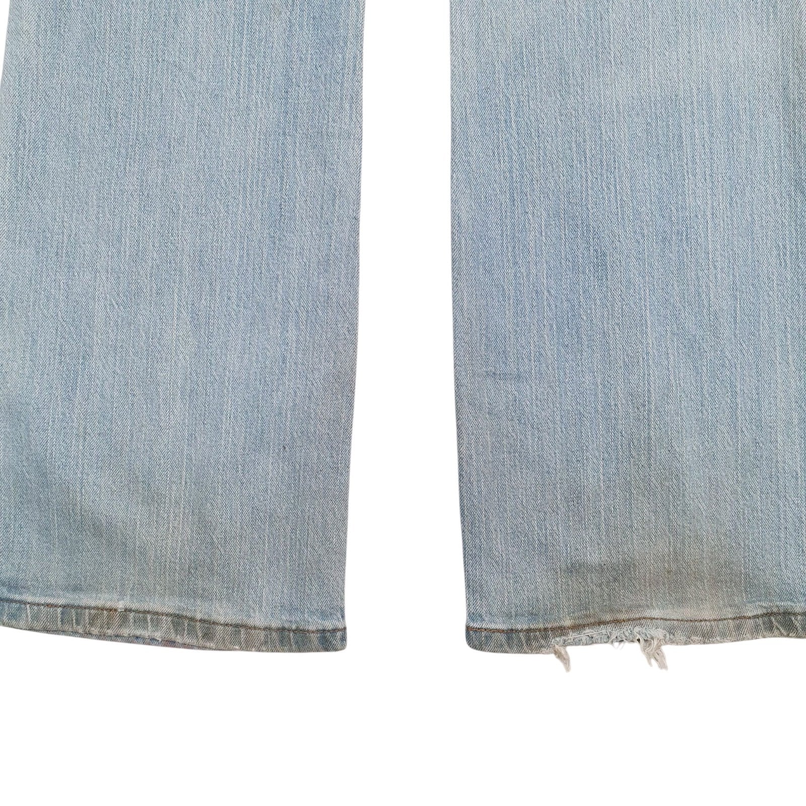 Womens Blue Levis   Jeans