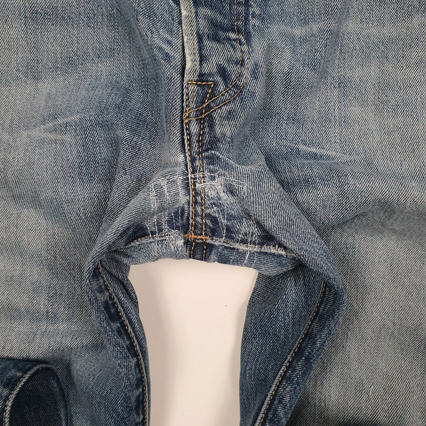 Mens Blue Levis   Jeans