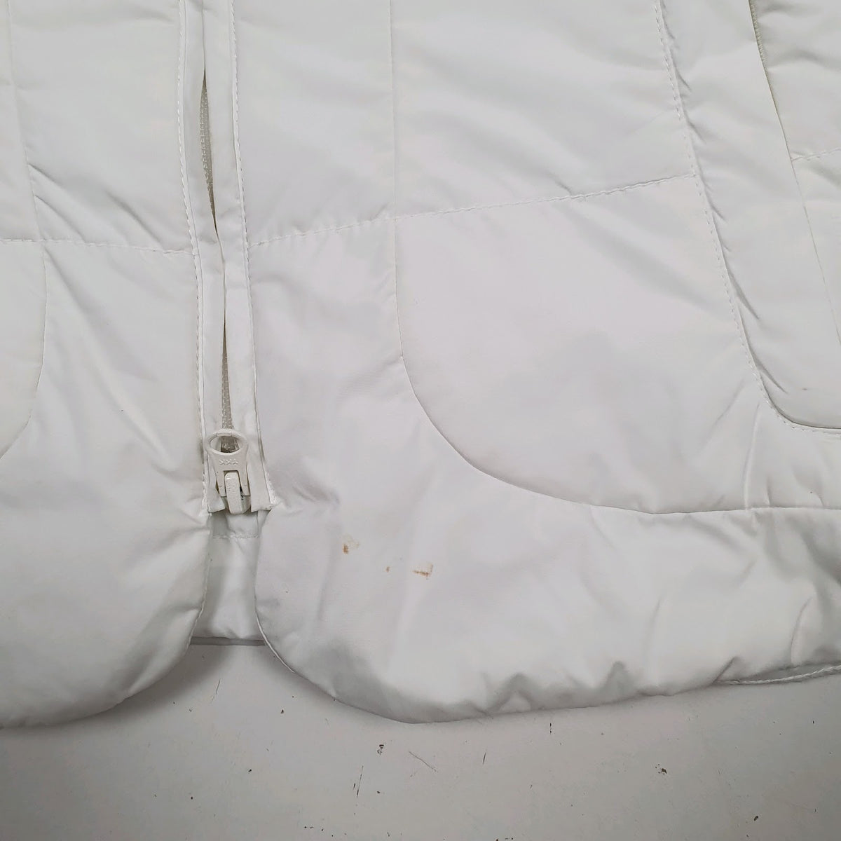 Womens White Woolrich Quilted Puffer  Coat