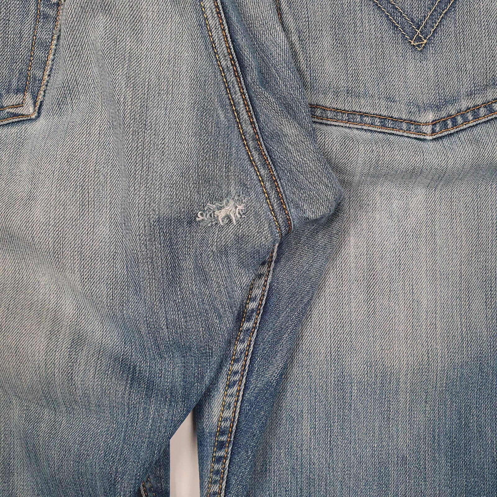 Mens Blue Levis   Jeans