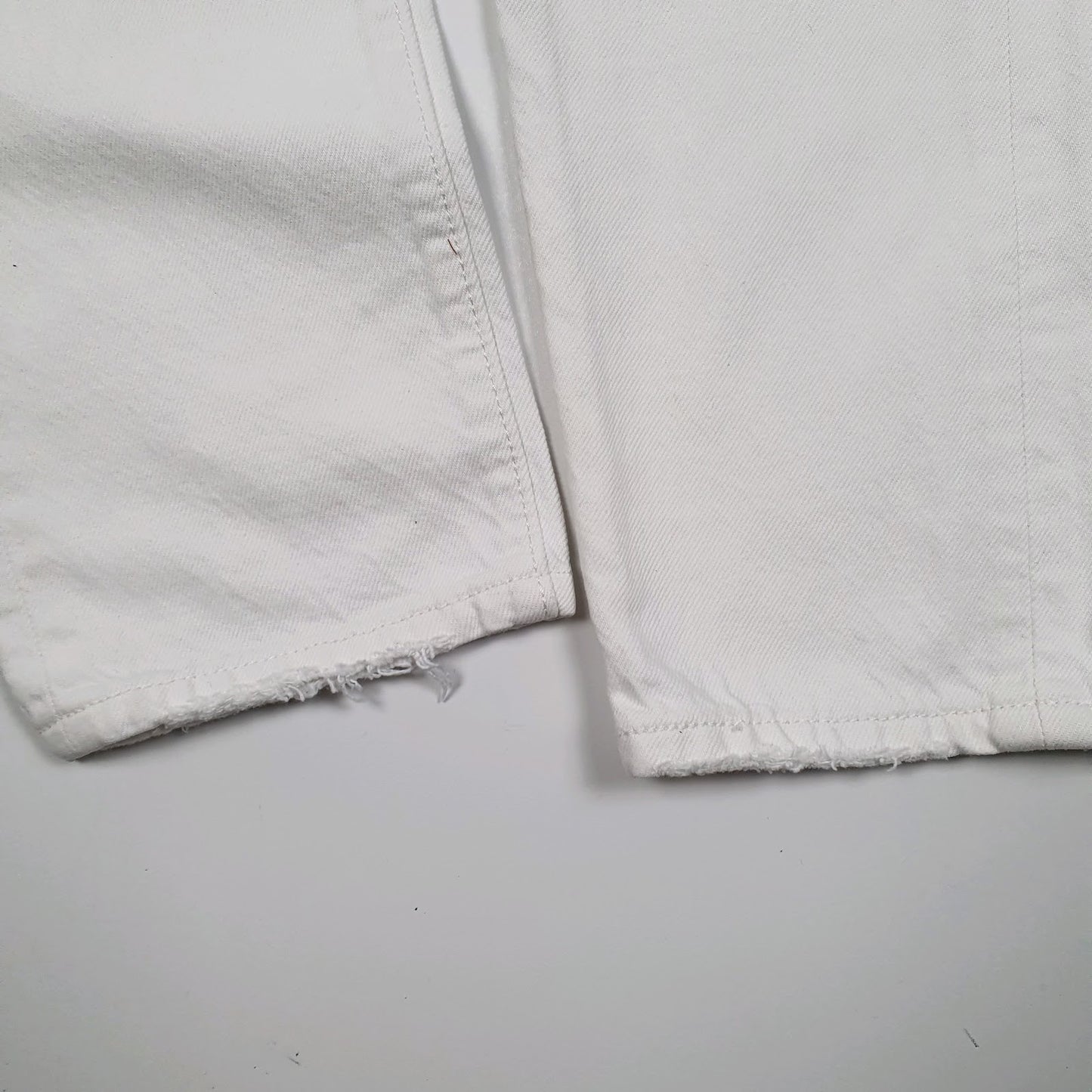 Mens White Levis Tapered Distressed  Jeans