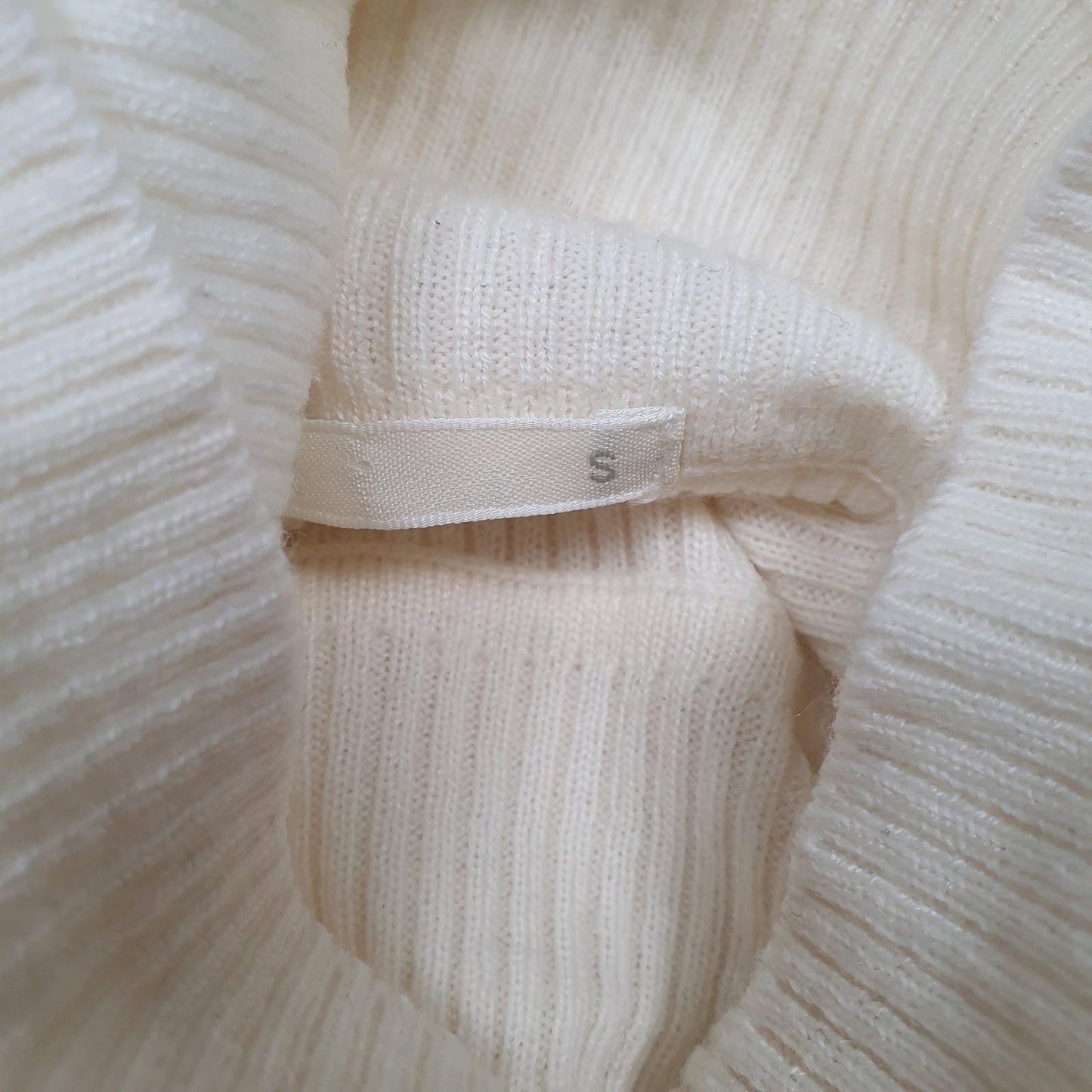 Womens Cream Unbranded  Turtle Neck Jumper