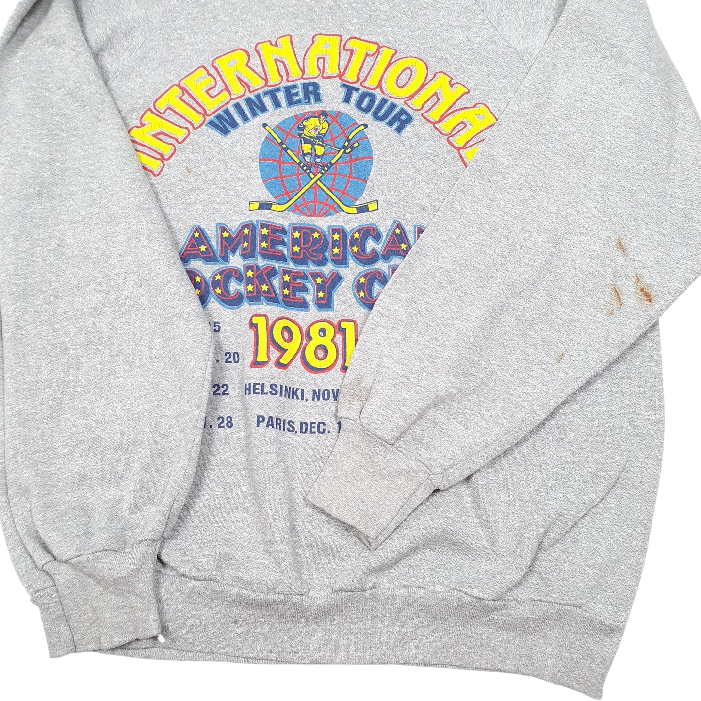 Mens Grey DG Sportswear Vintage American Hockey Tour 1981 80s Made In USA Raglan Crewneck Jumper