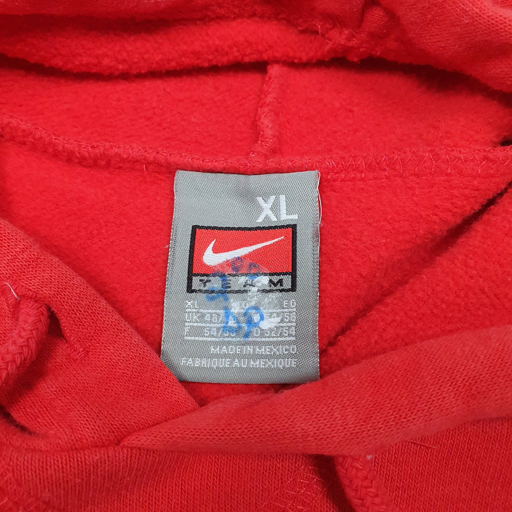 Mens Red Nike Rock Island Basketball Vintage Team 2000s Hoodie Jumper