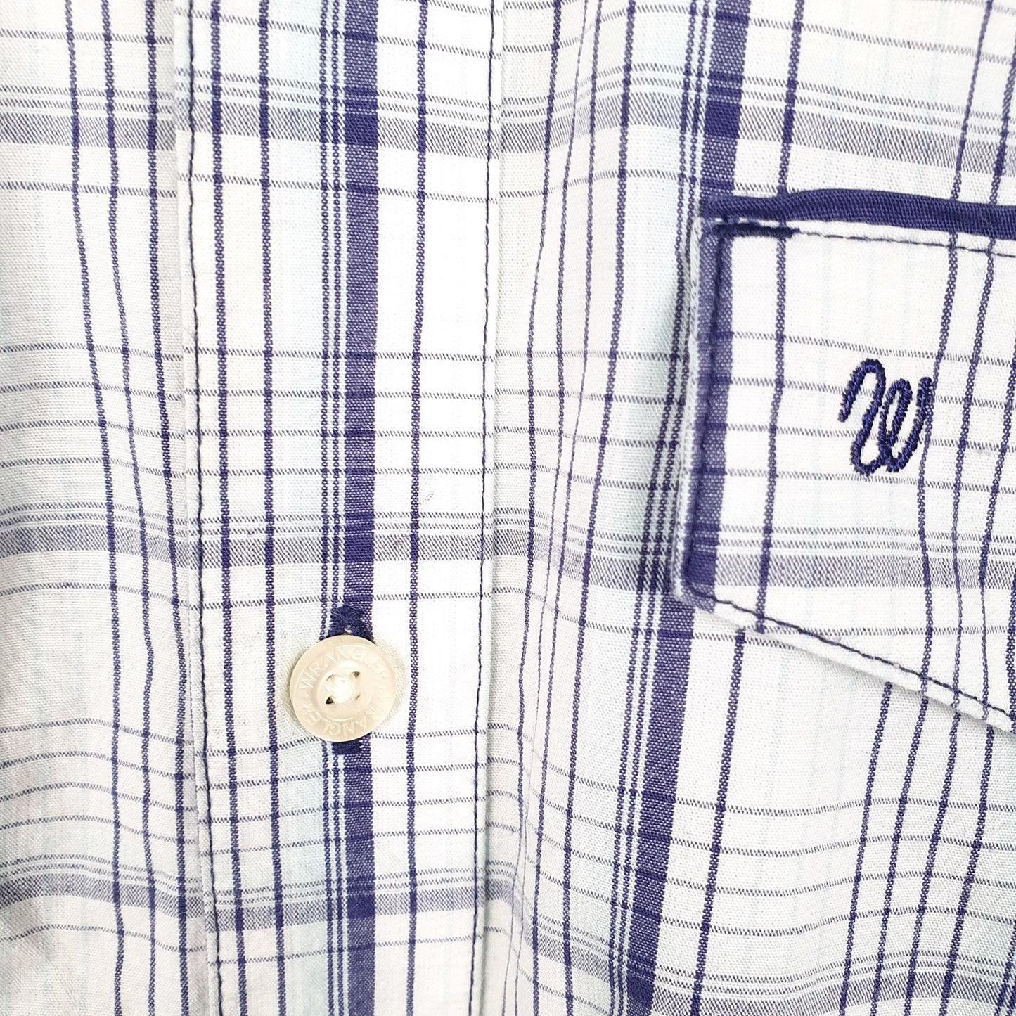 Mens White Wrangler  Short Sleeve Shirt